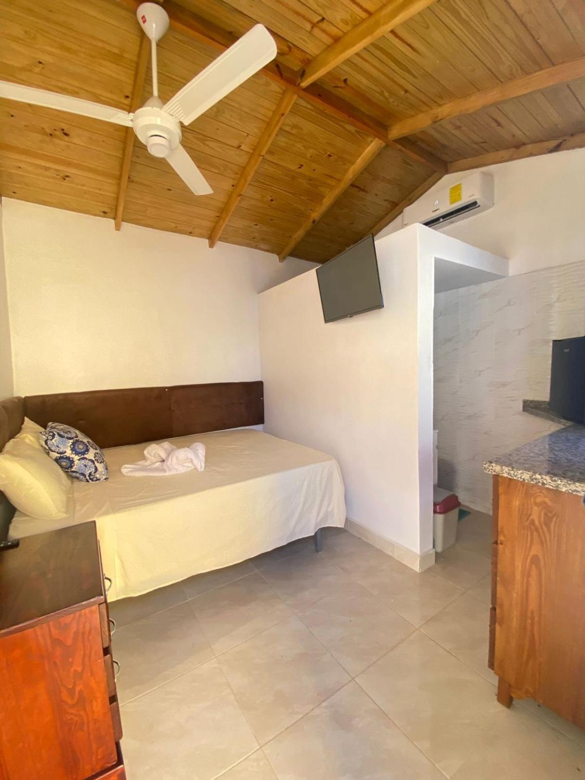 Estudio con vista a la piscina