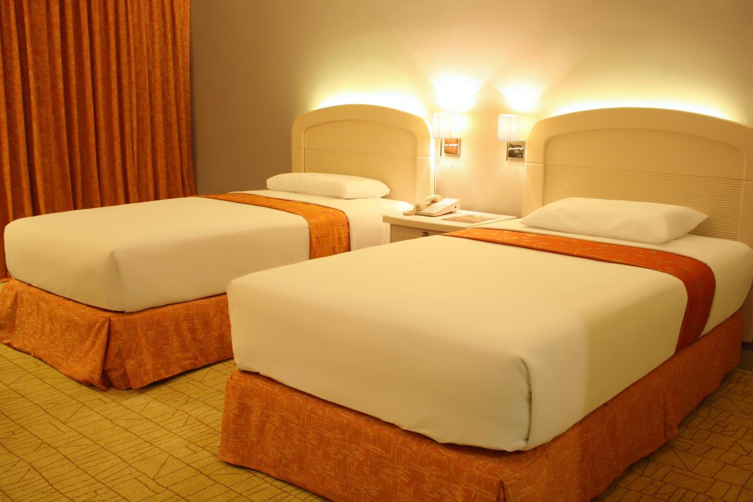 Premier Twin Room - Photo 3