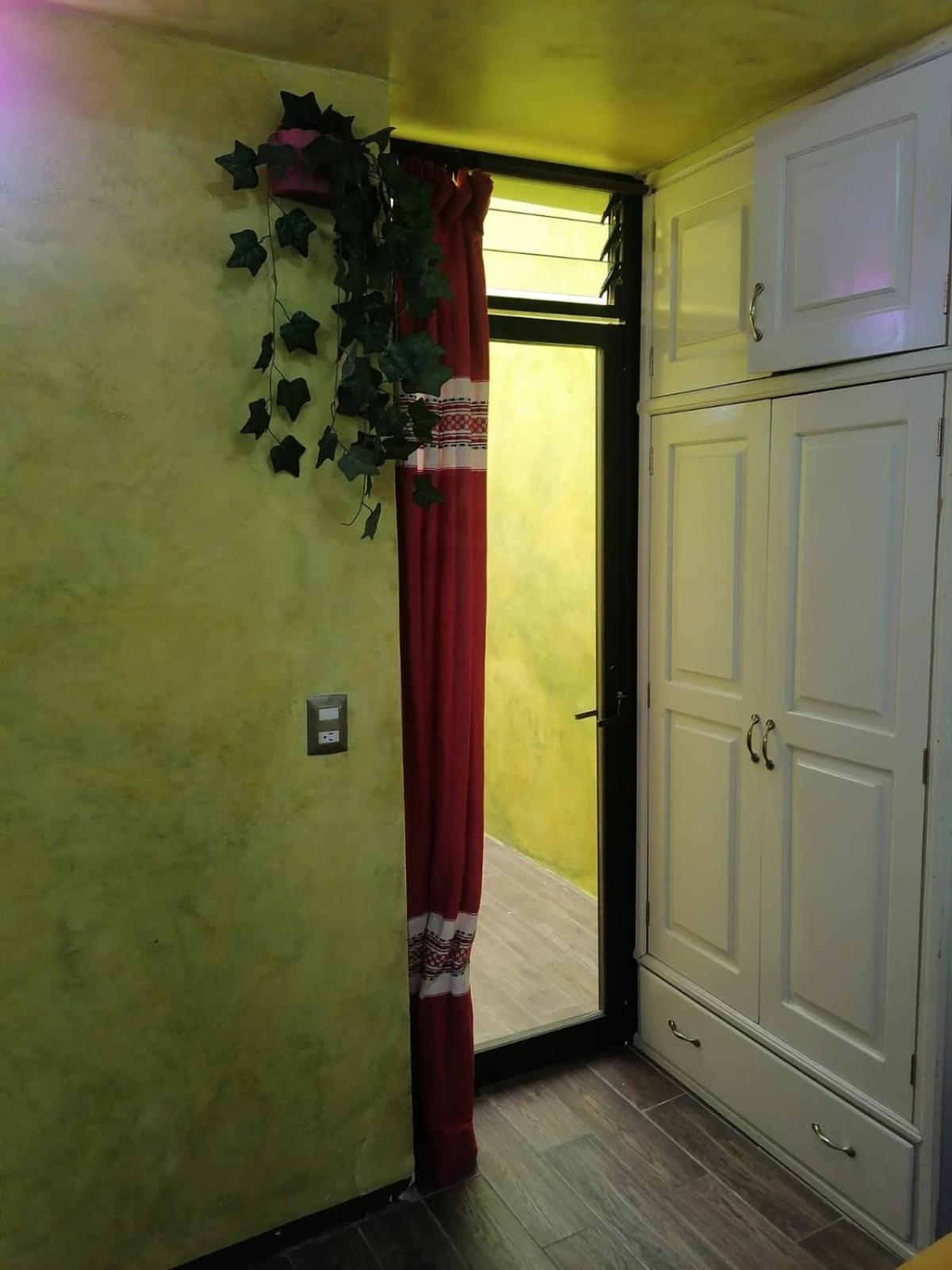 Standard Double Room with Shared Bathroom photo 1