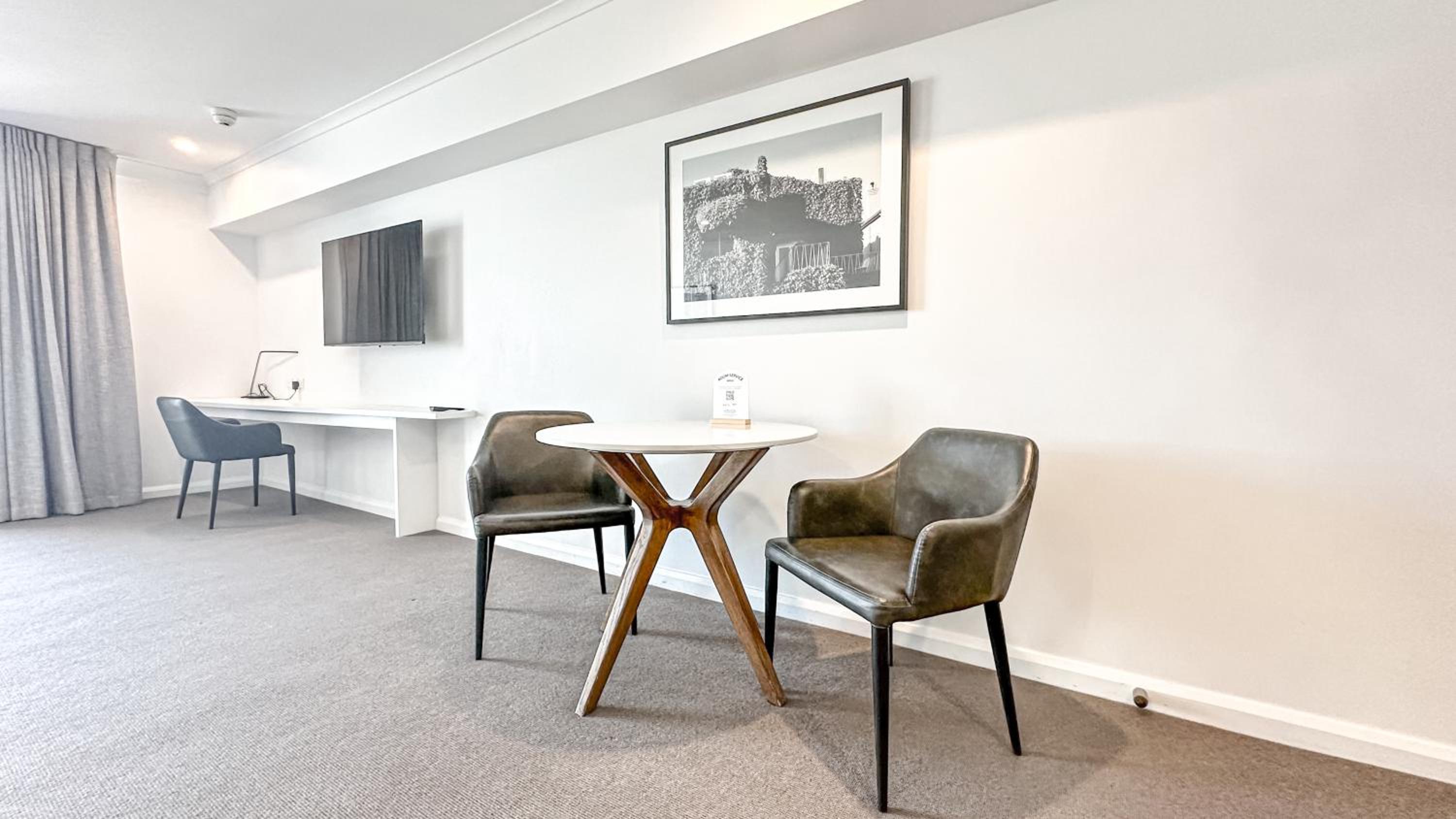 Three-Bedroom Suite - Dual Key  - Photo 14