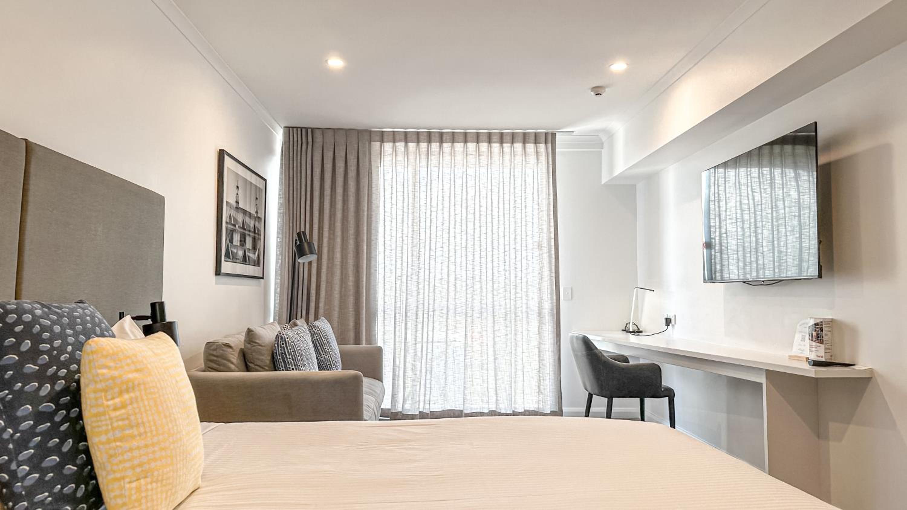Three-Bedroom Suite - Dual Key  - Photo 28