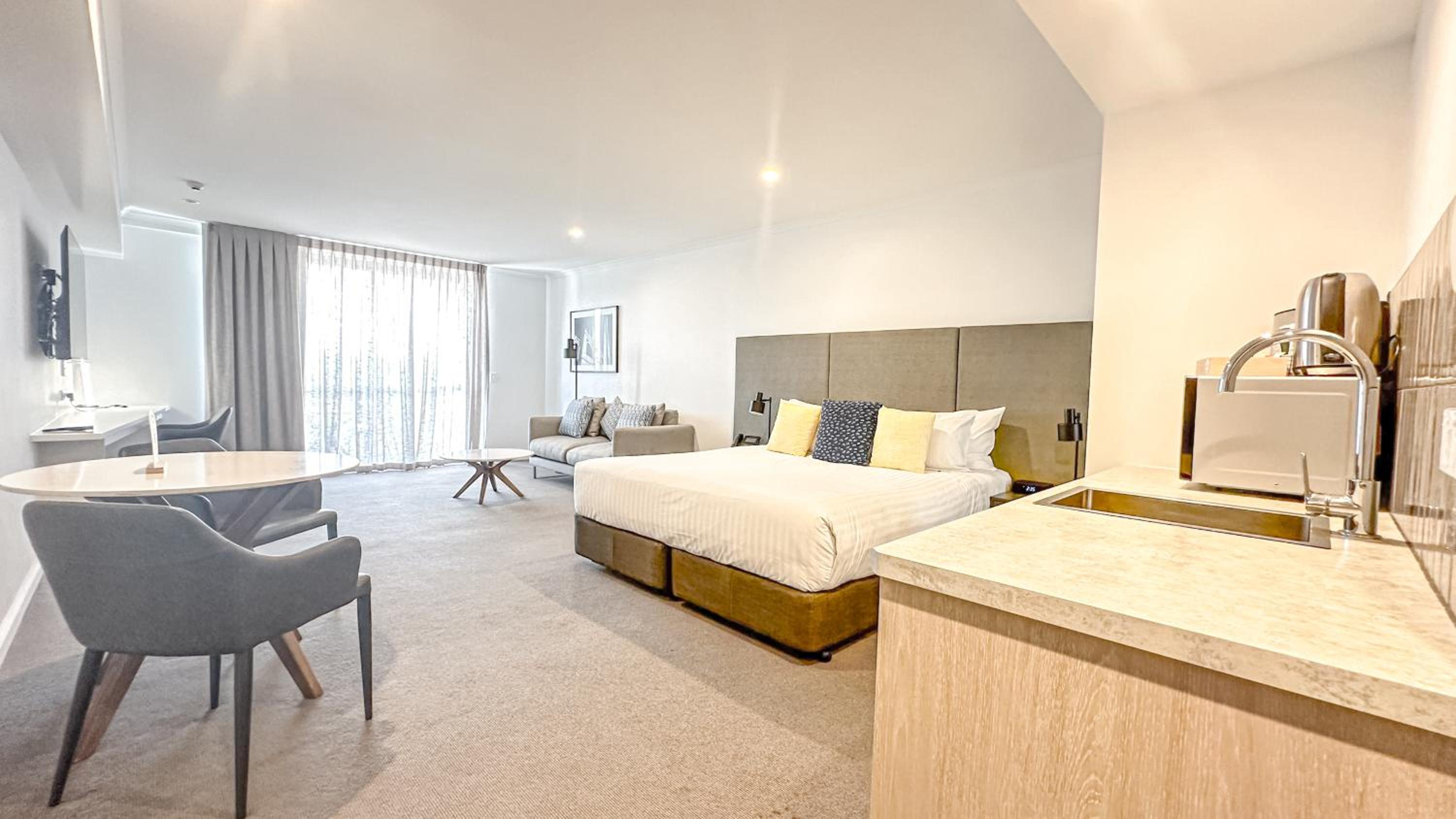 Three-Bedroom Suite - Dual Key  - Photo 8