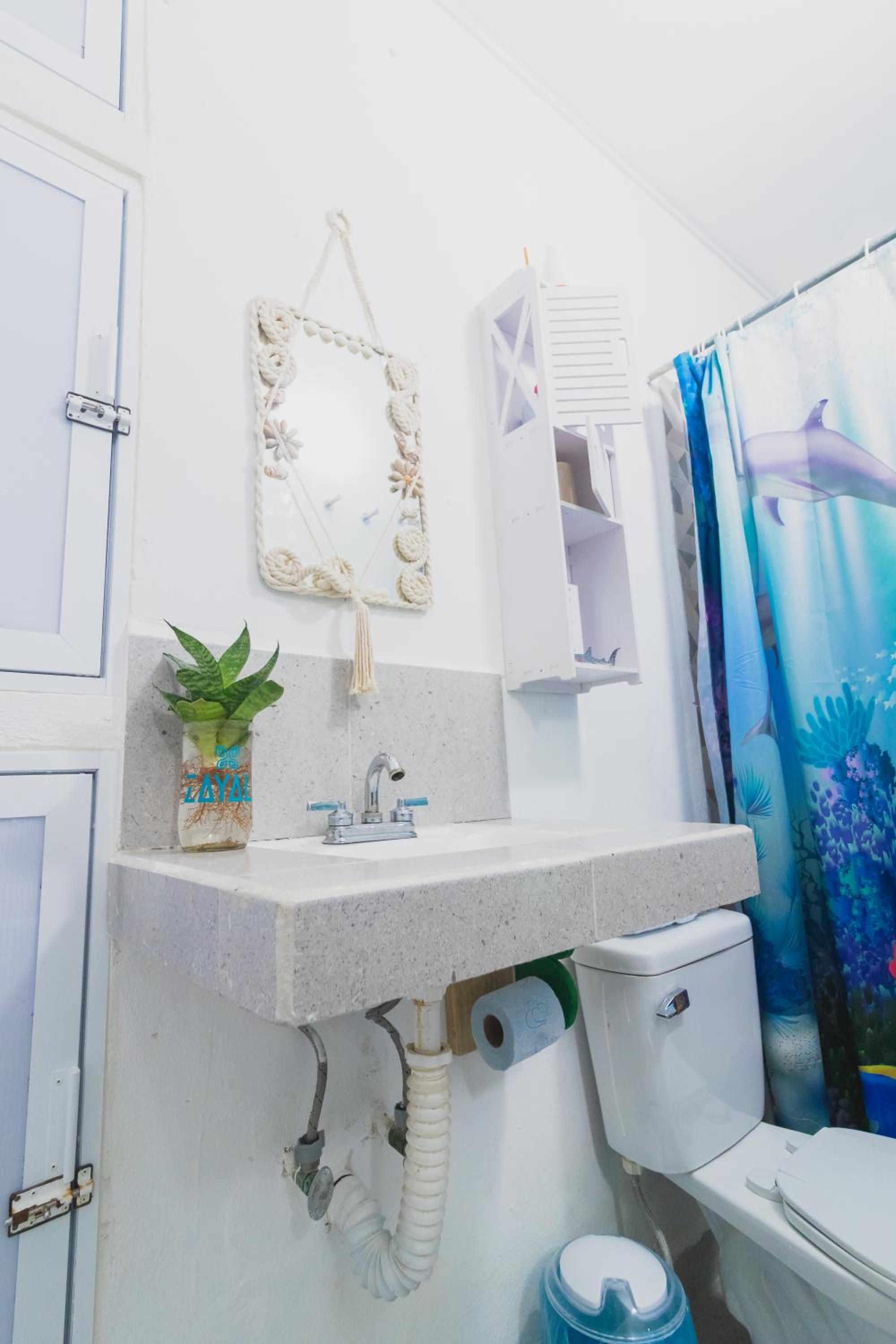 Double Room with Private Bathroom - Photo 2