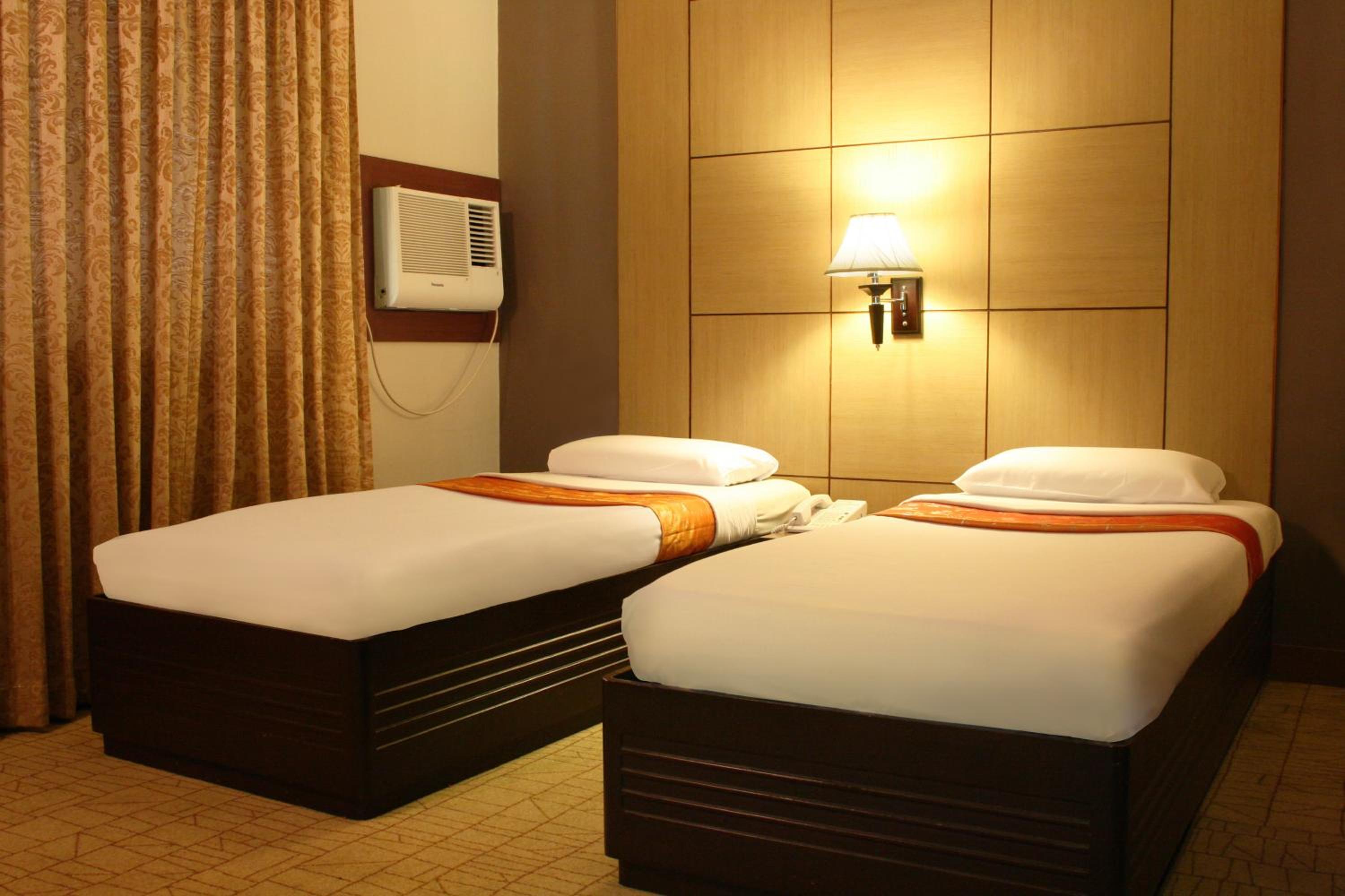 Deluxe Twin Room - Photo 5