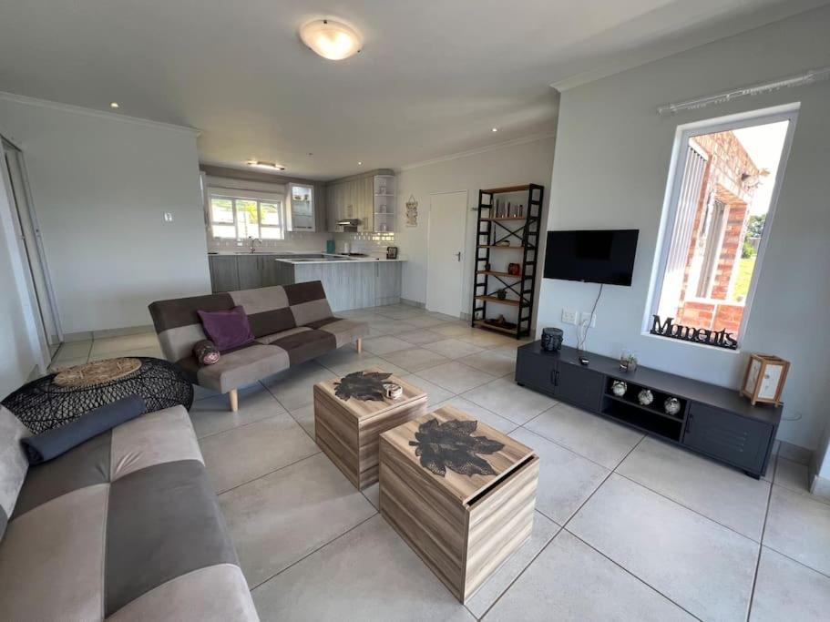 Three-Bedroom House photo 1