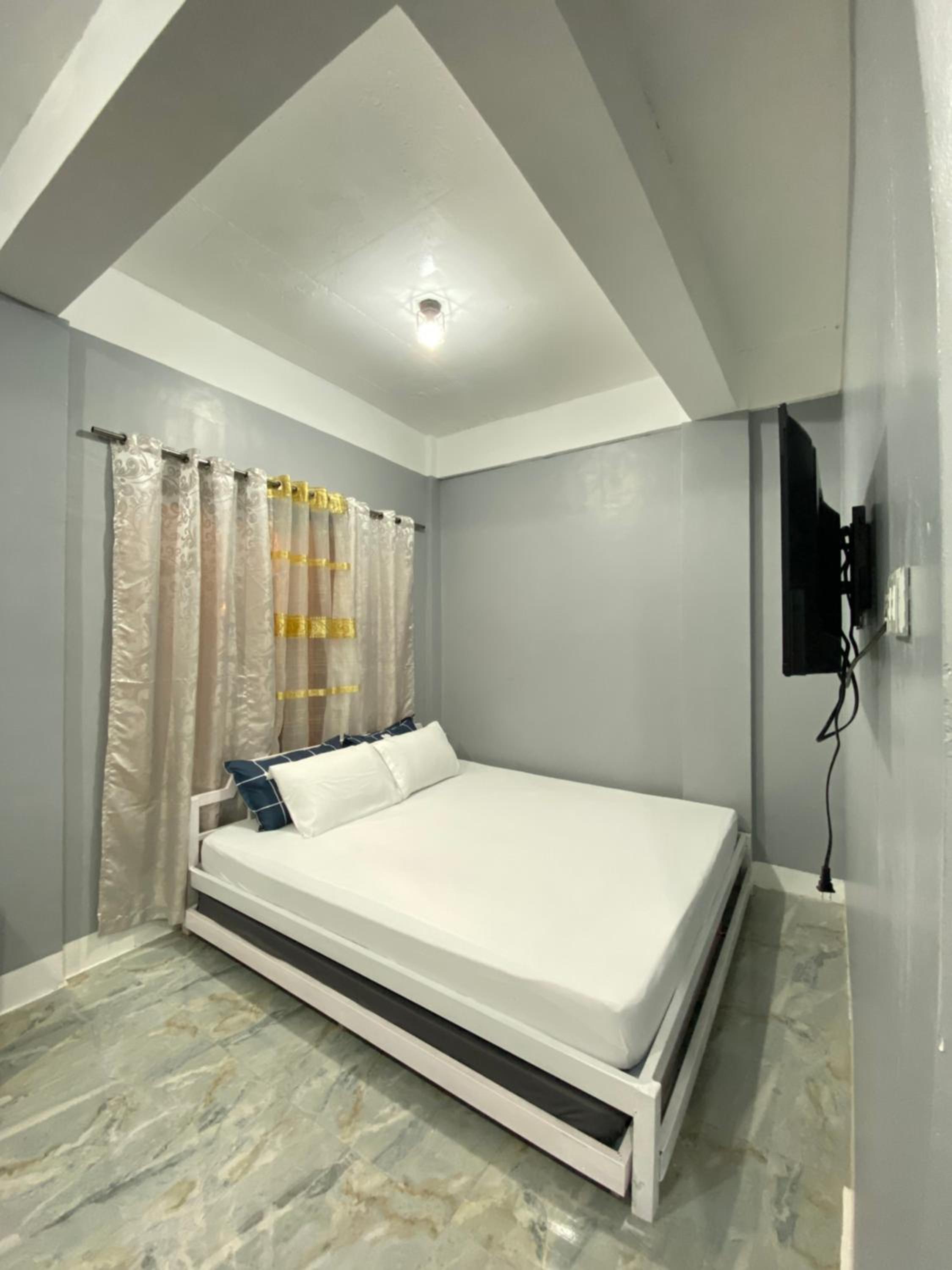 Family Room with Balcony - Photo 14
