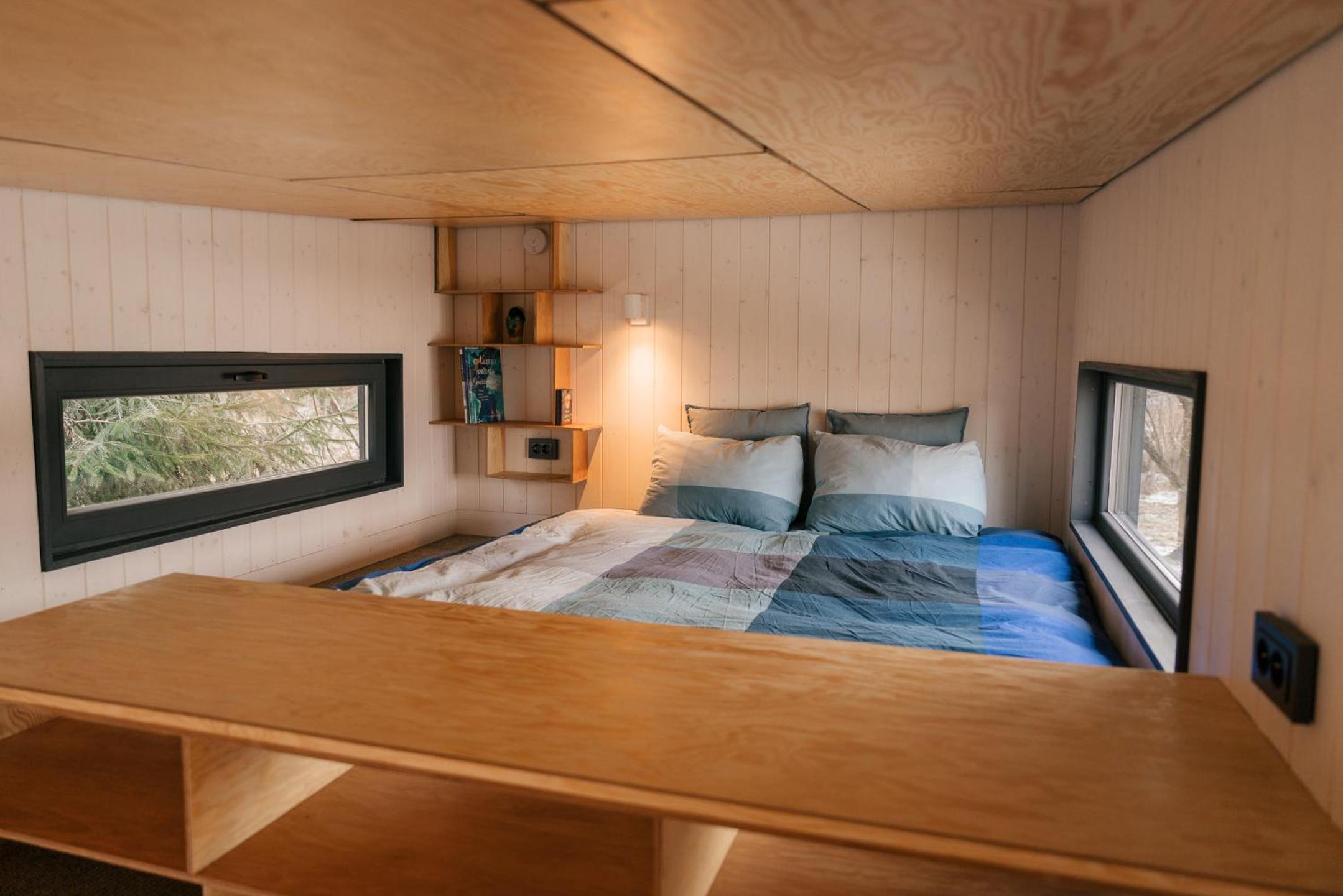 One-Bedroom House photo 1