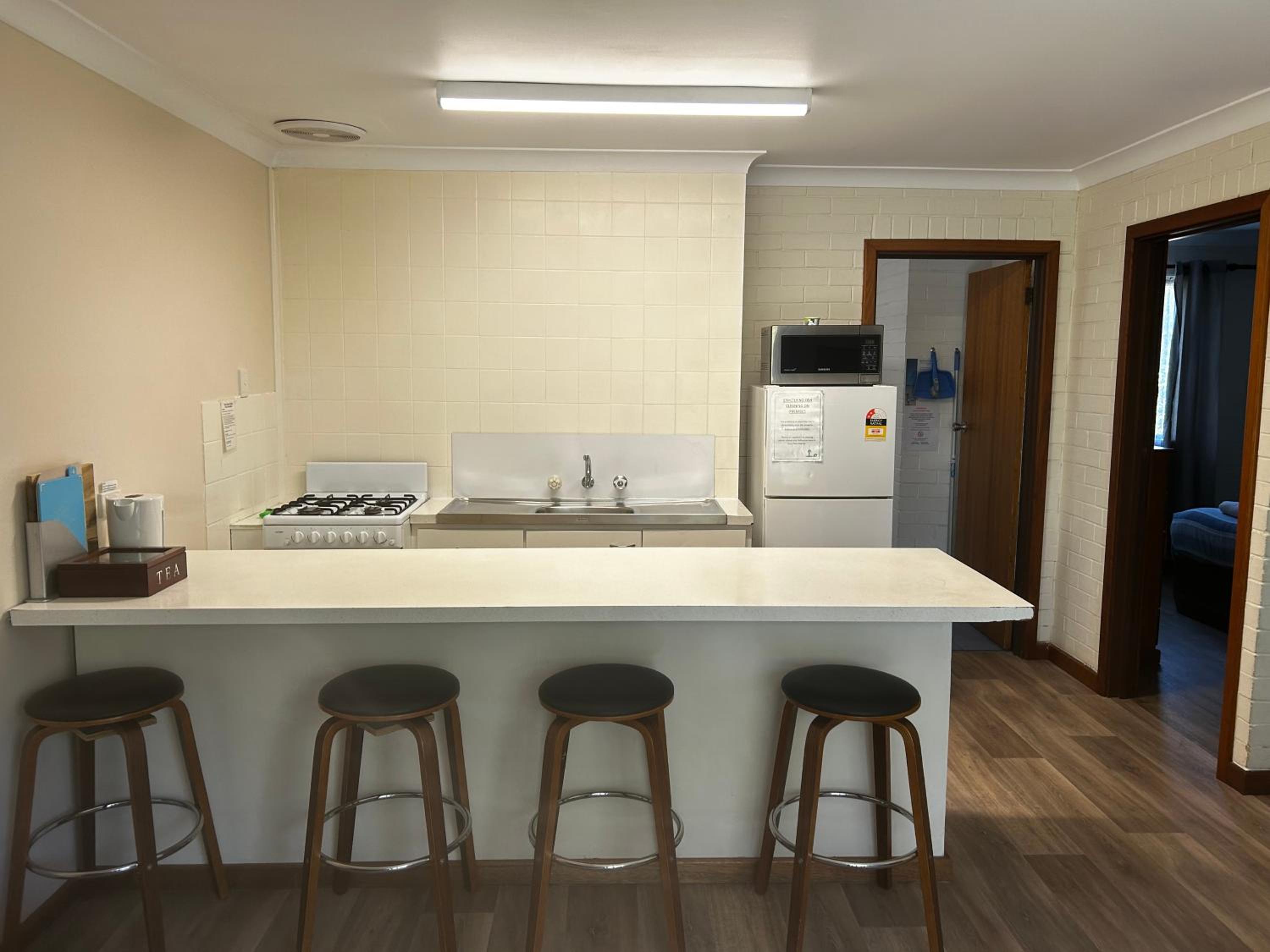 Three-Bedroom Chalet - Photo 6