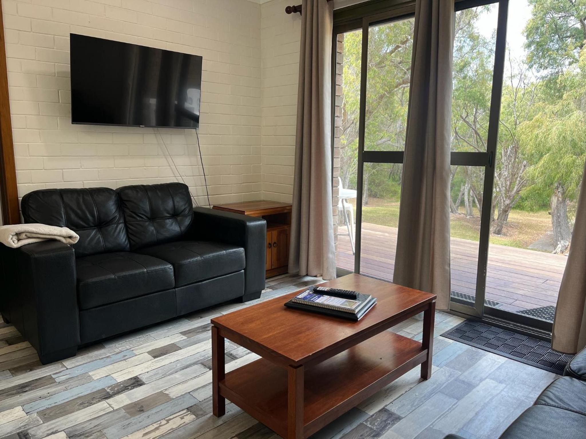 Two-Bedroom Double Chalet - Photo 14