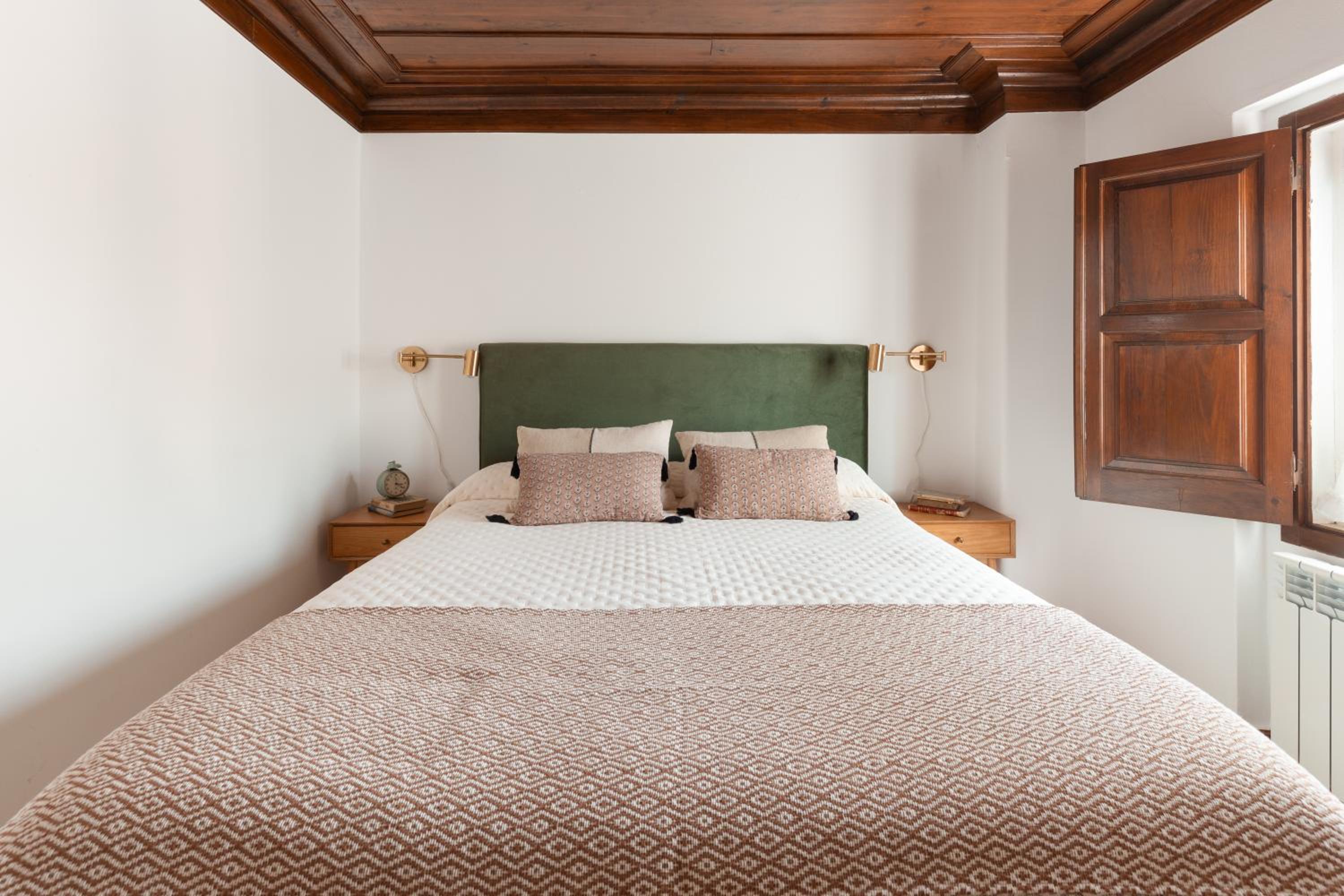 Double Room - Photo 7