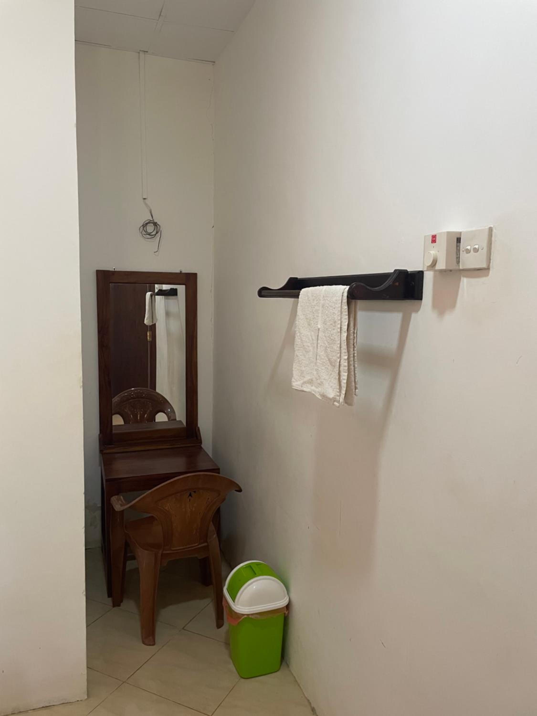Double Room With Private Bathroom photo 2