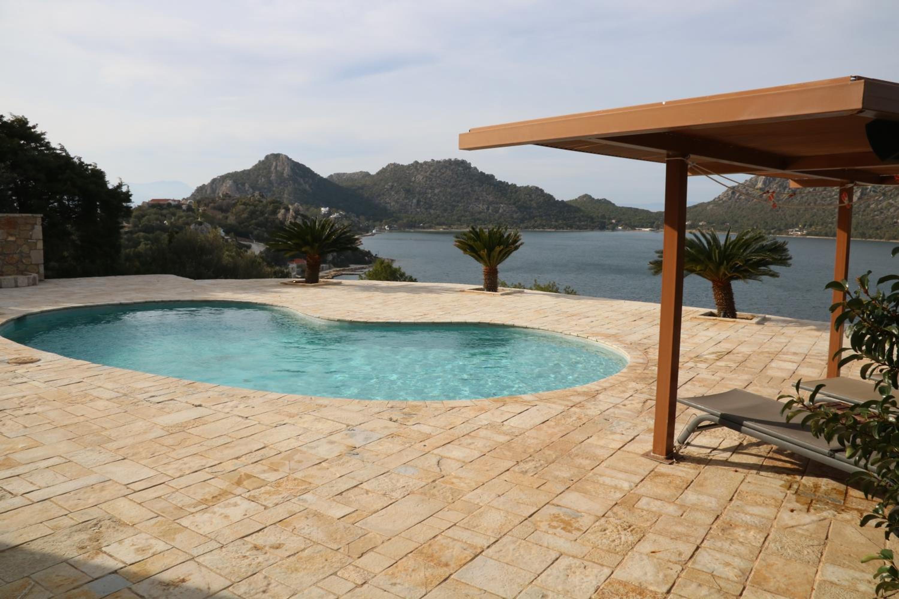 Villa with Sea View photo 2