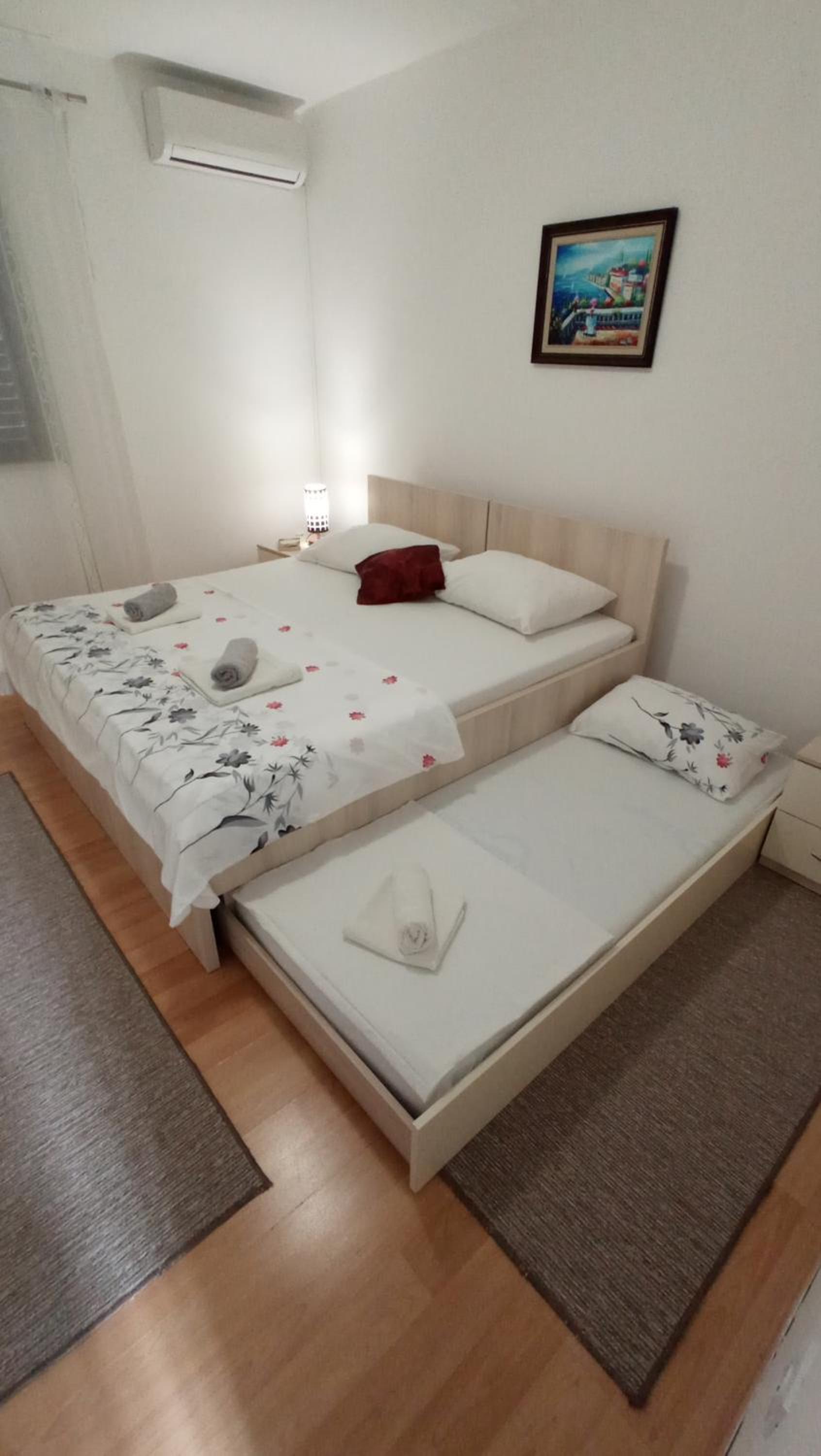 Apartment - Photo 27