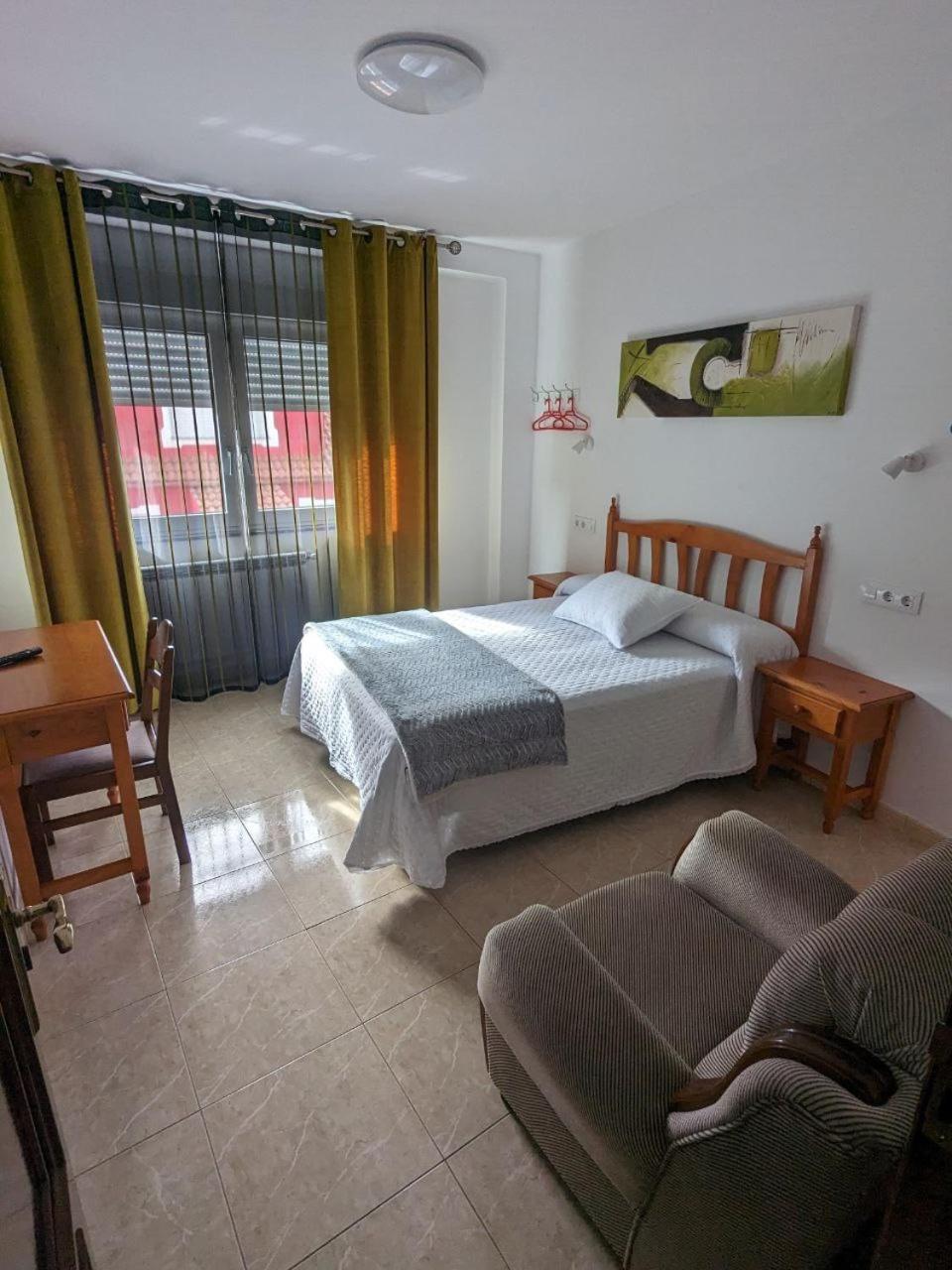 Habitación Doble con Baño Privado