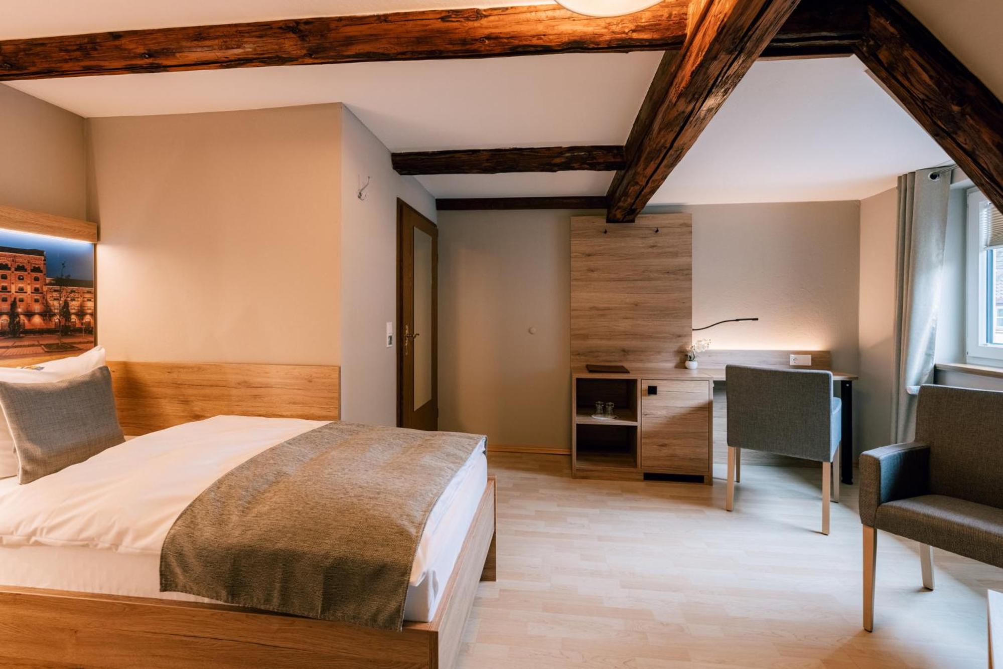 Standard Twin Room photo 2
