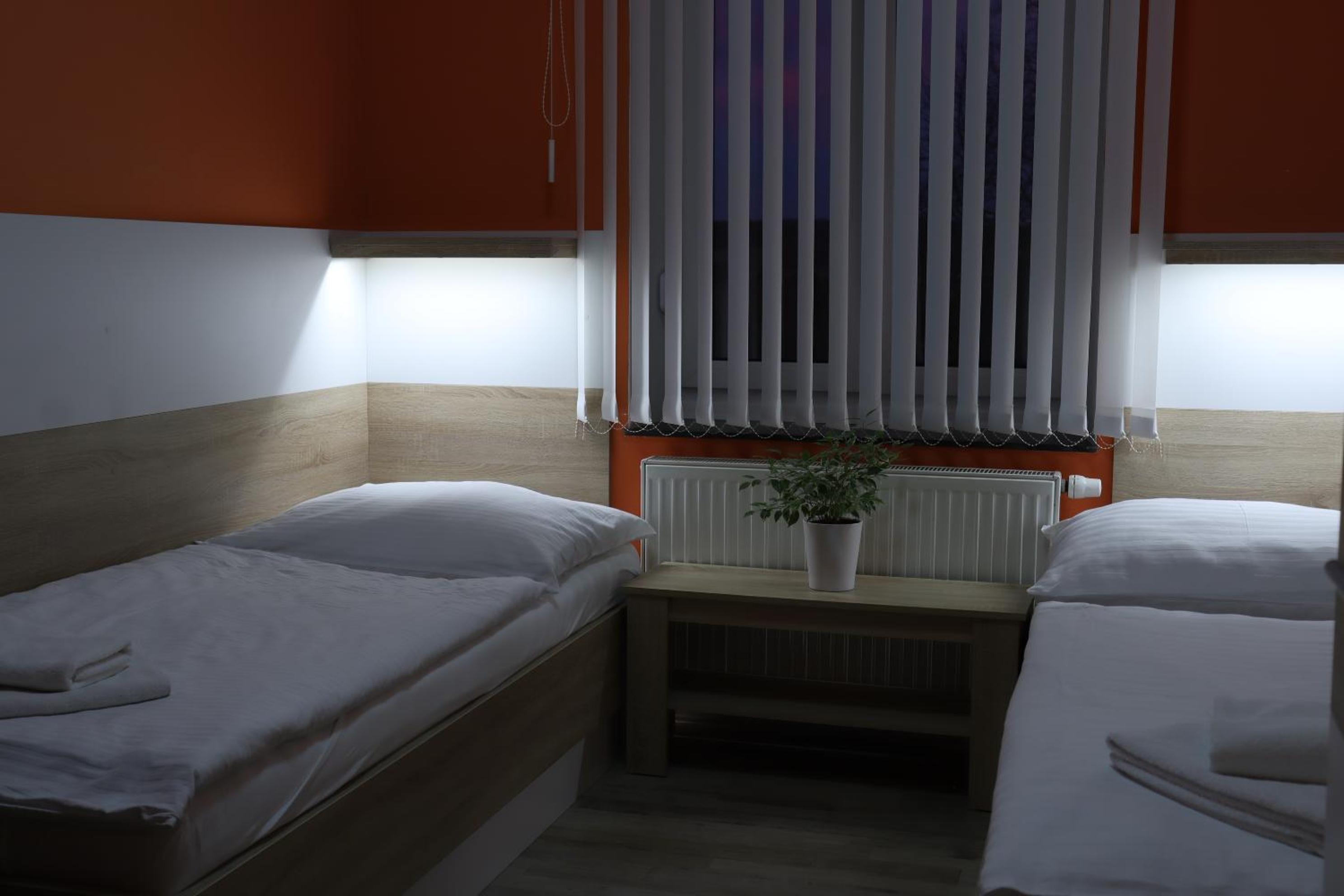 Standard Twin Room photo 1