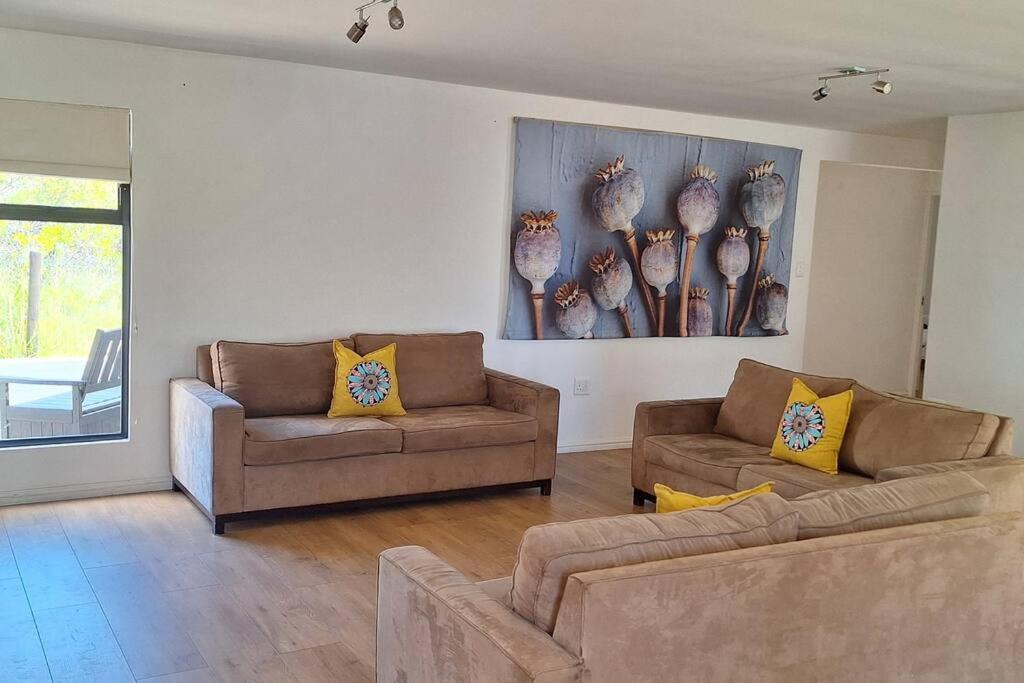 Four-Bedroom House photo 1