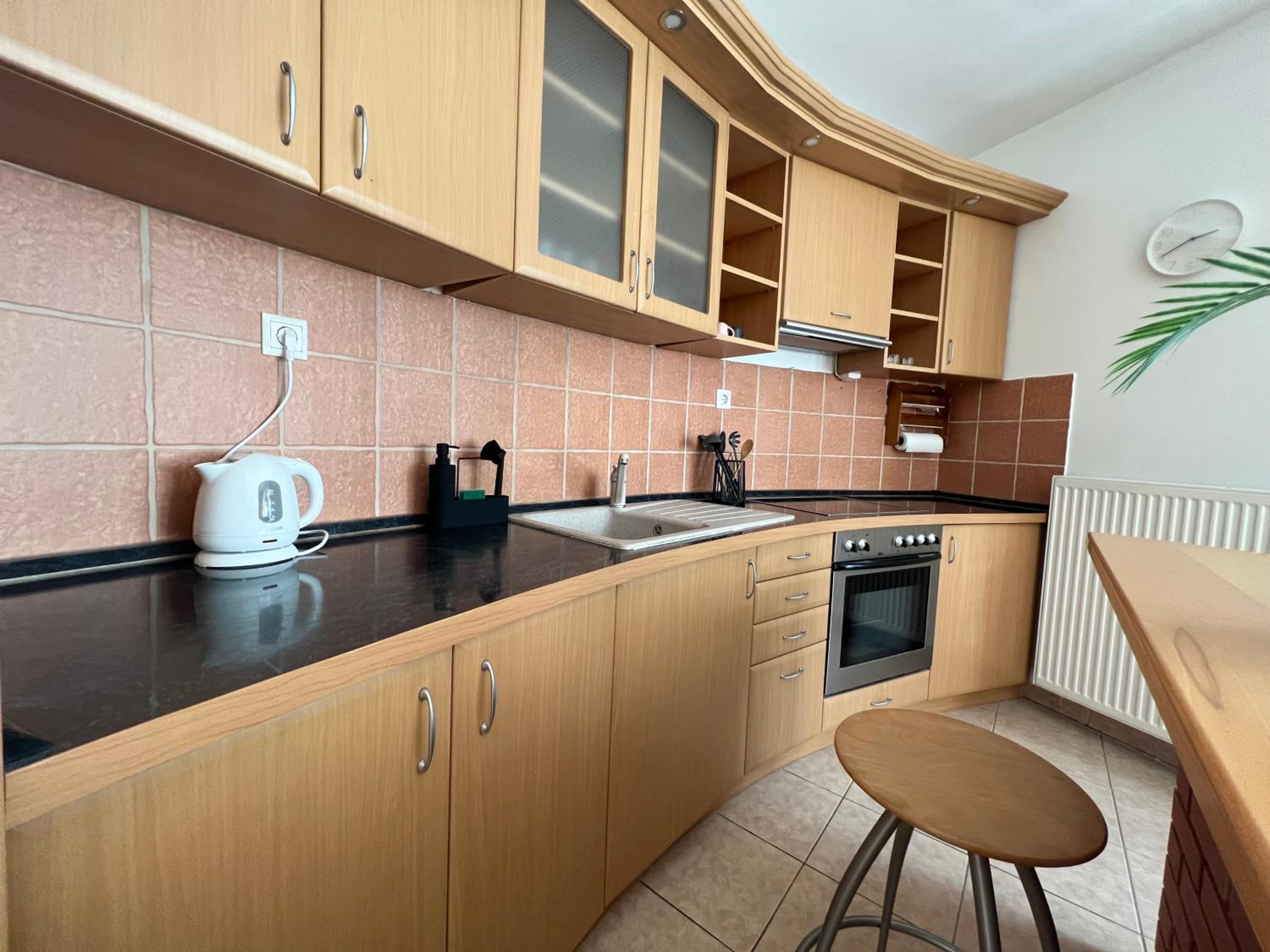 Apartment with Garden View - Photo 6