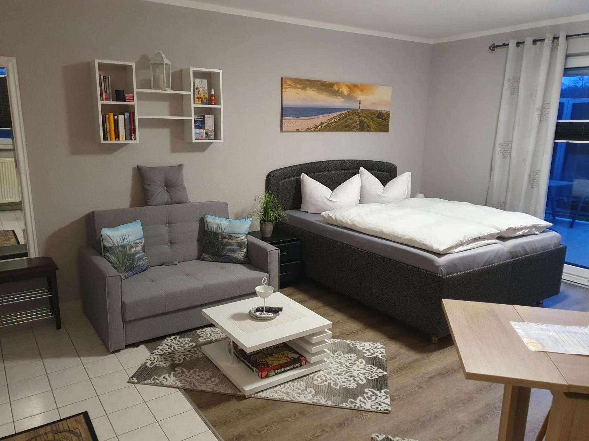 Apartment with Terrace photo 1