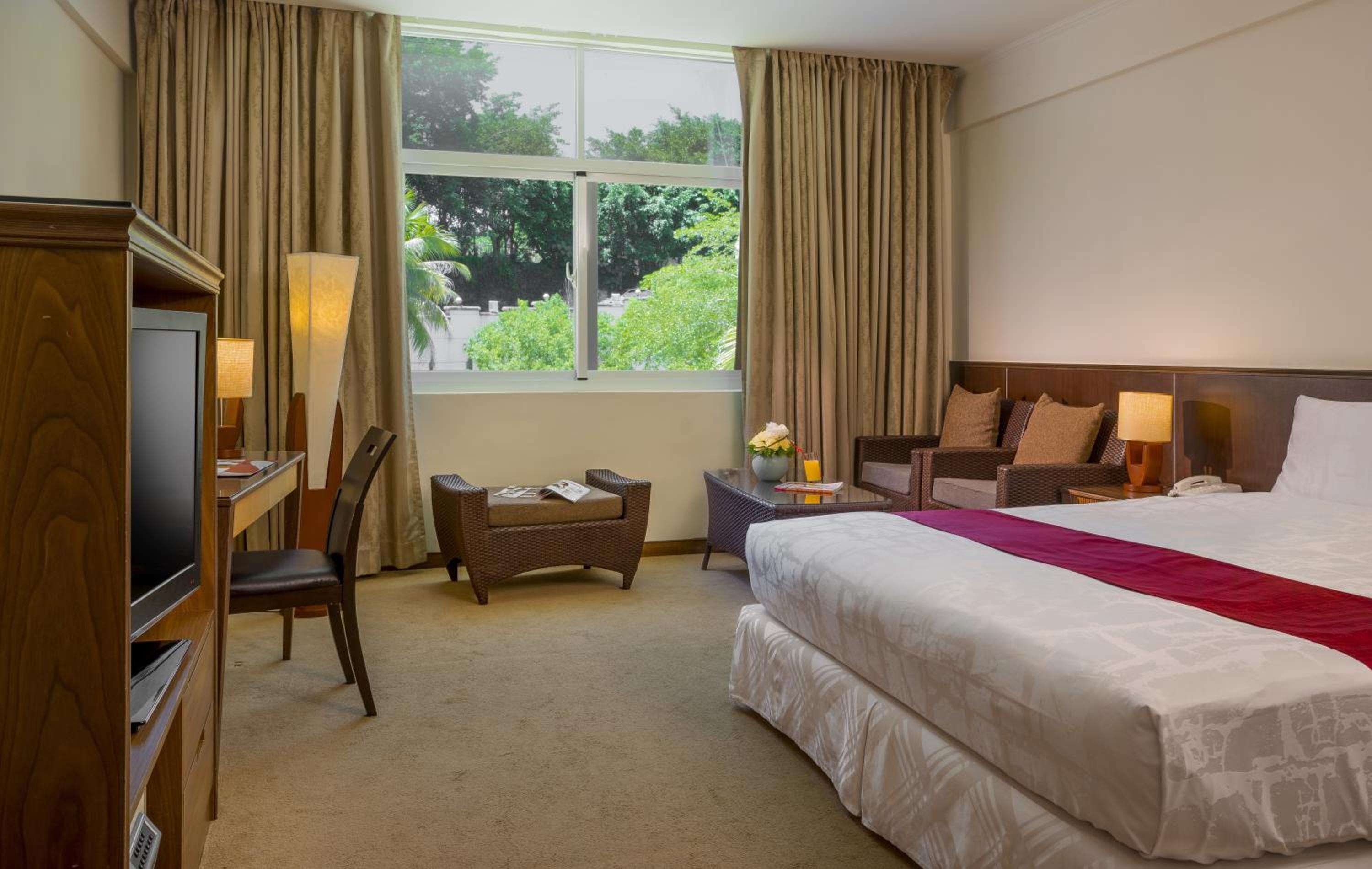 Deluxe Double Room photo 2