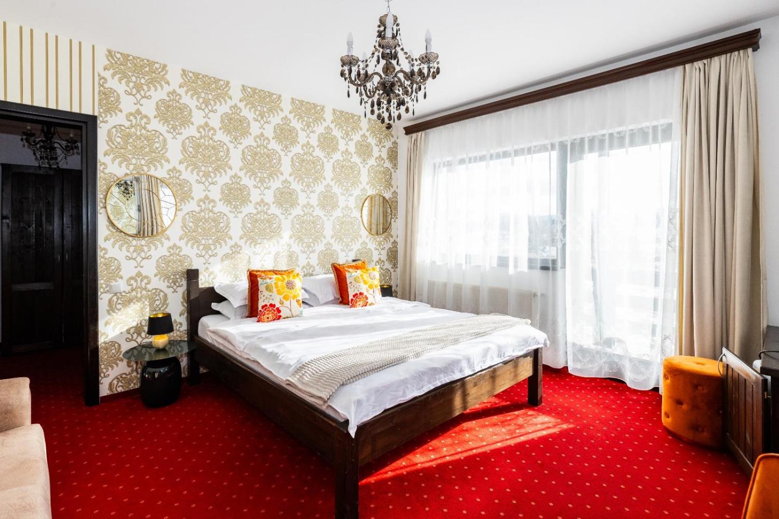 Superior King Suite