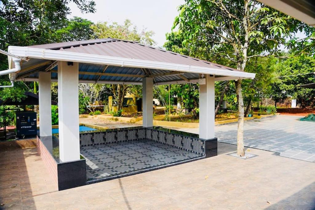 Villa With Private Pool photo 2