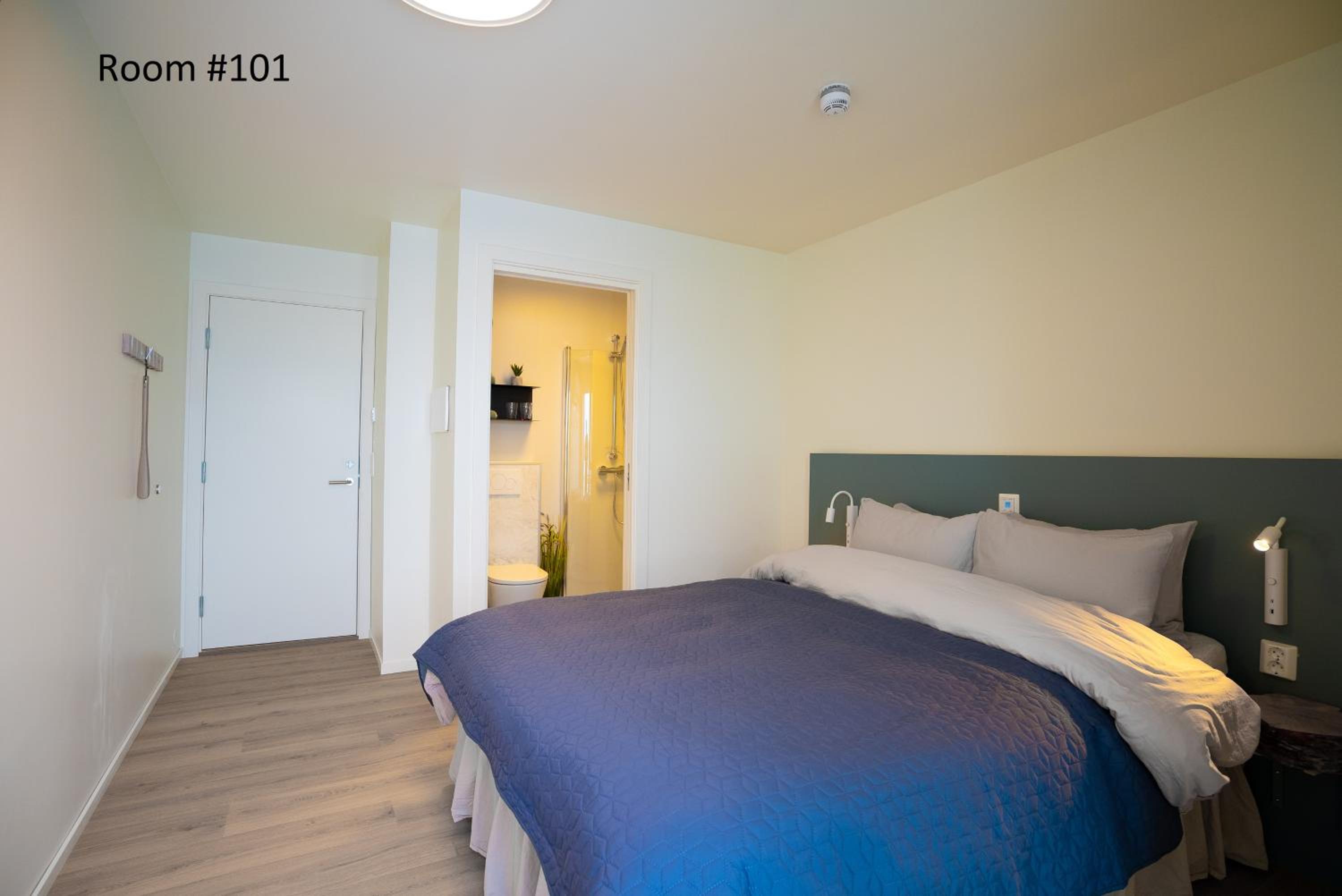 Double or Twin Room with Sea View photo 1