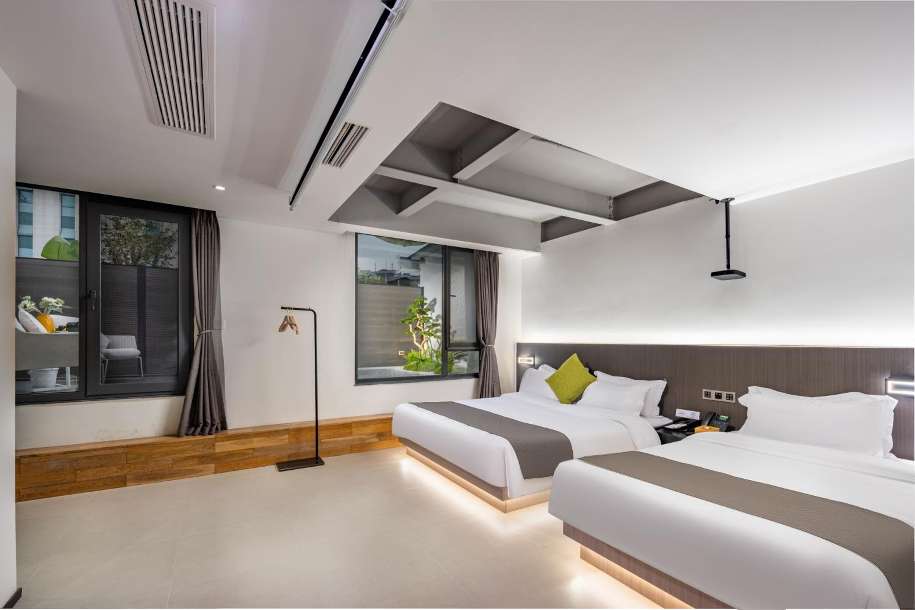 One-Bedroom Suite photo 1