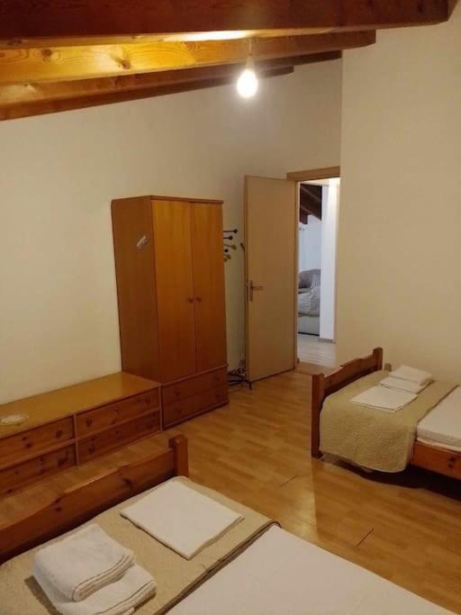 One-Bedroom House photo 3