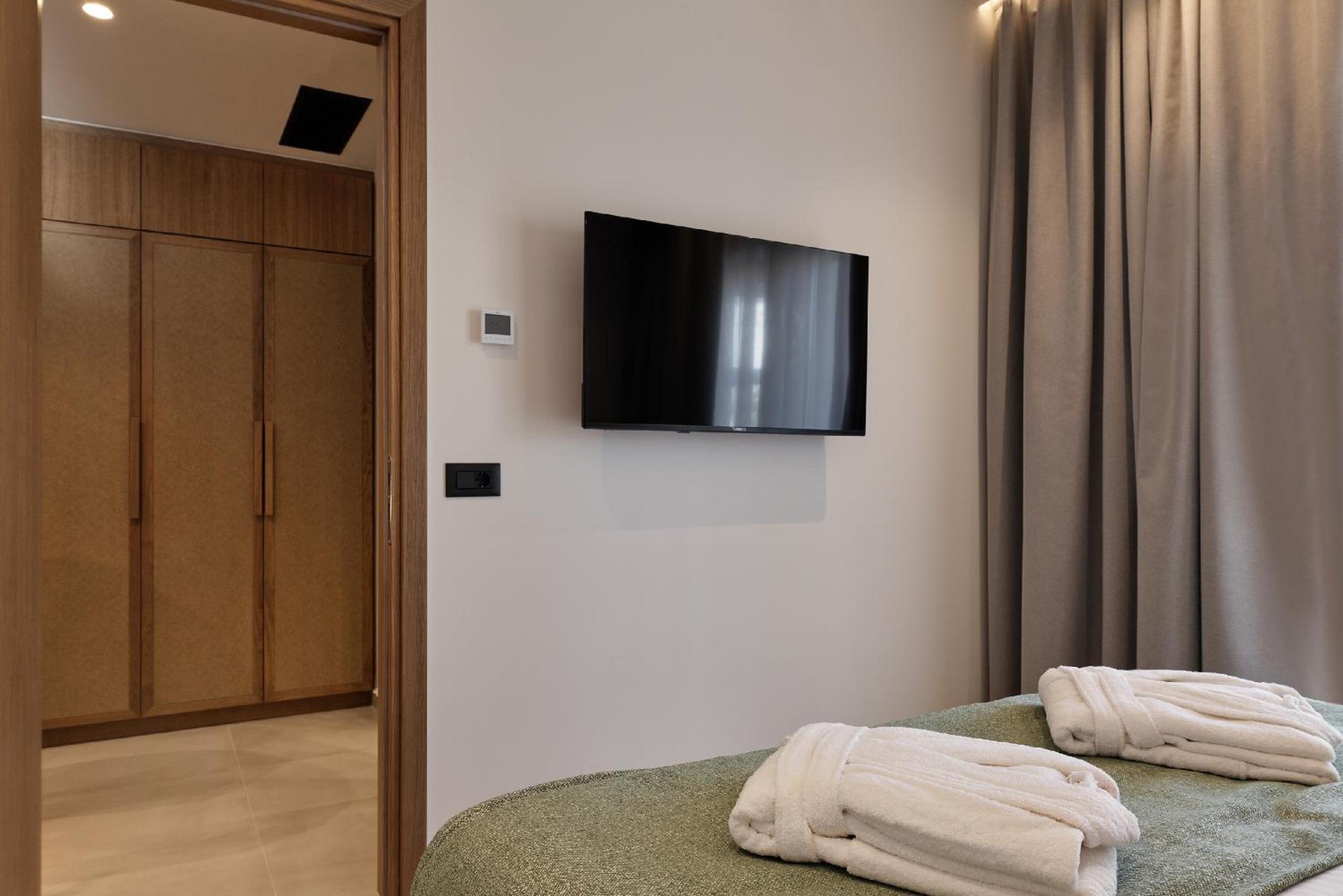  Superior Double Room with Garden View - Photo 2