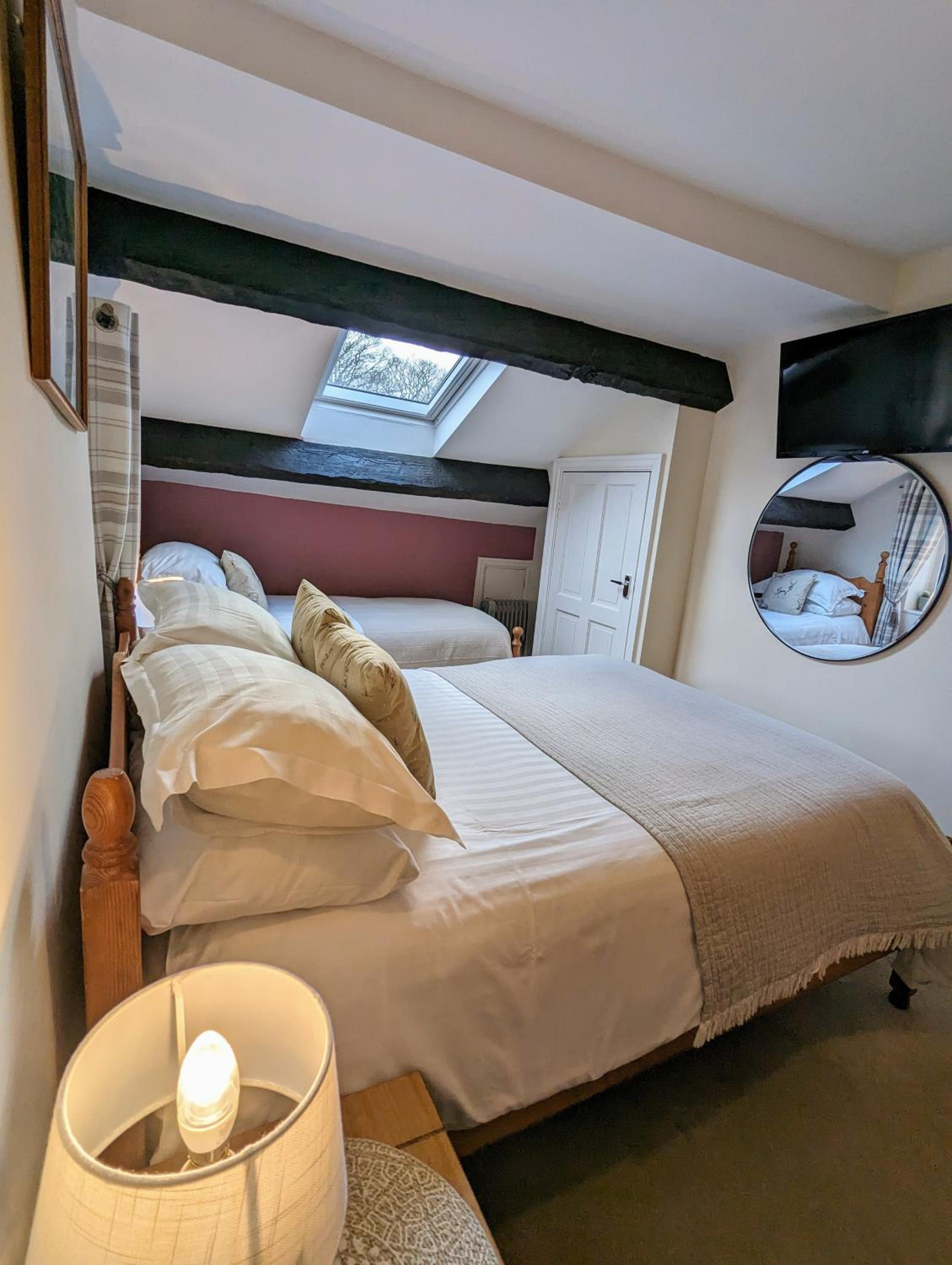 Double or Twin Room with Bathroom photo 2