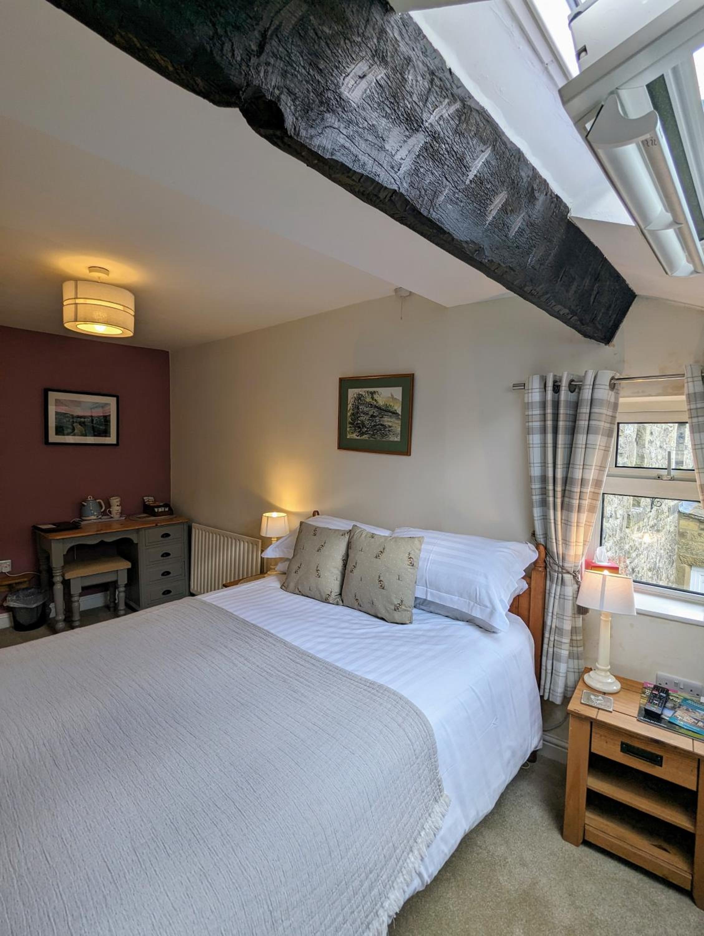 Double or Twin Room with Bathroom