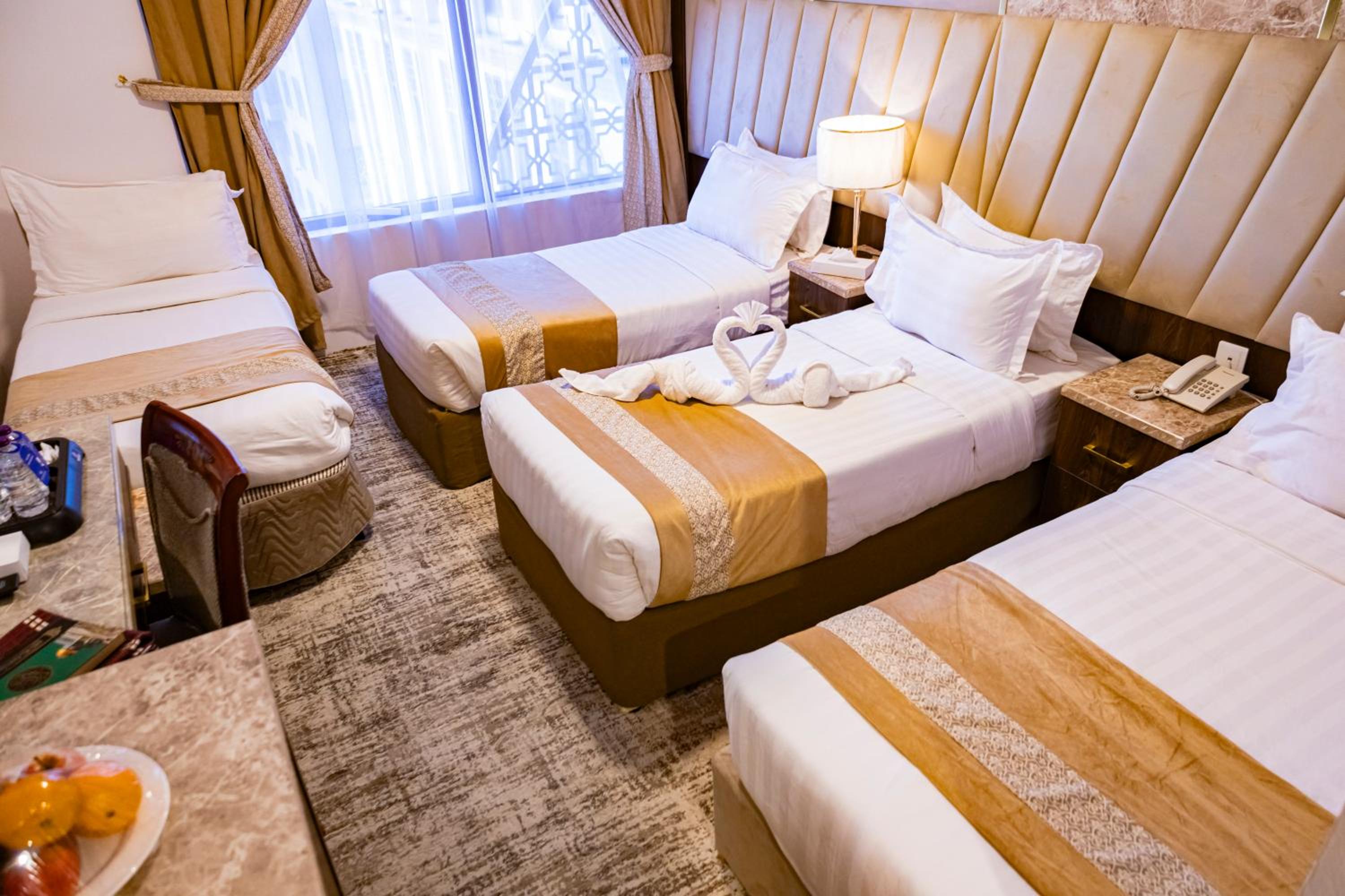 Standard Quadruple Room - Photo 6