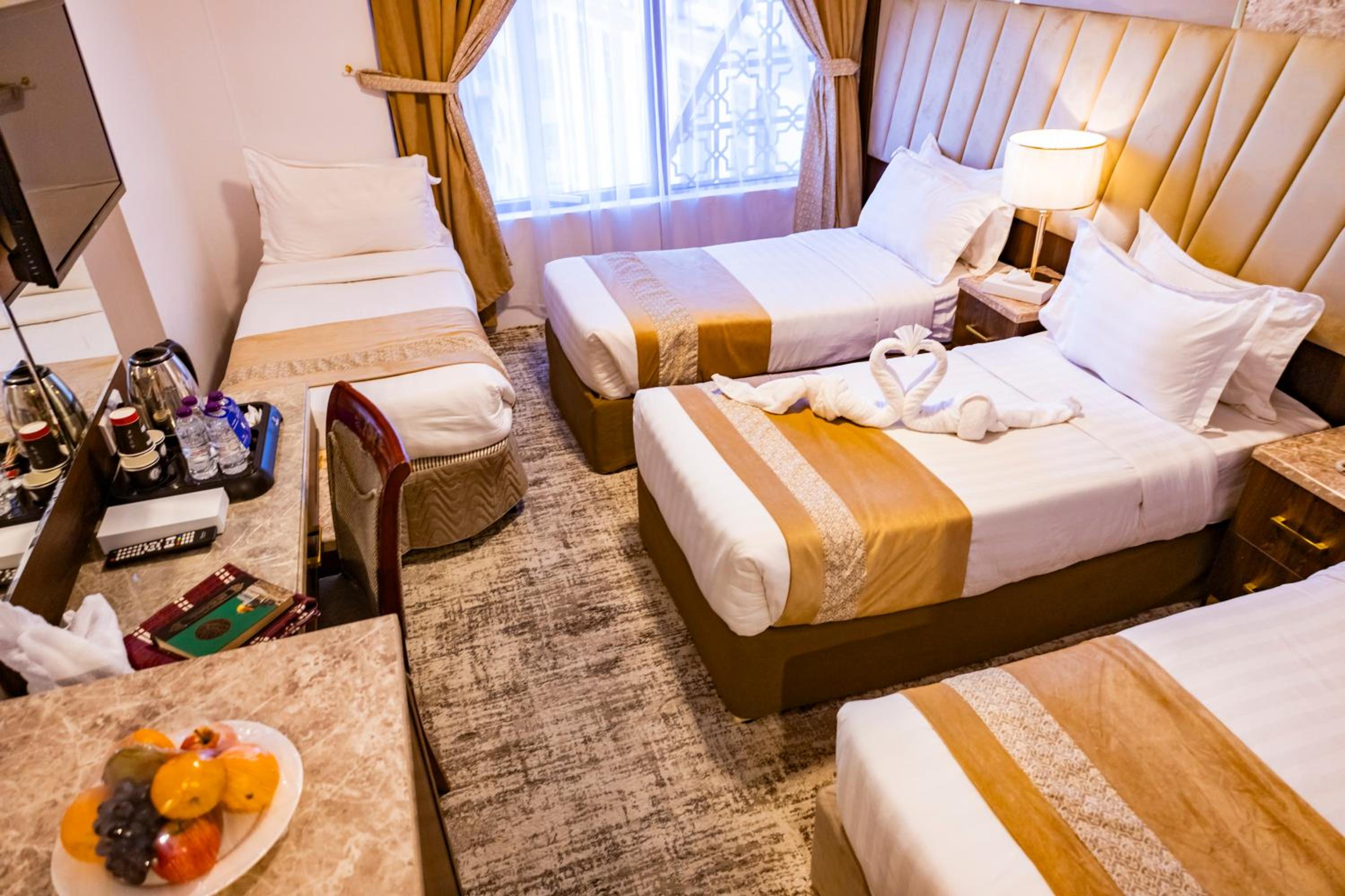 Standard Quadruple Room - Photo 3