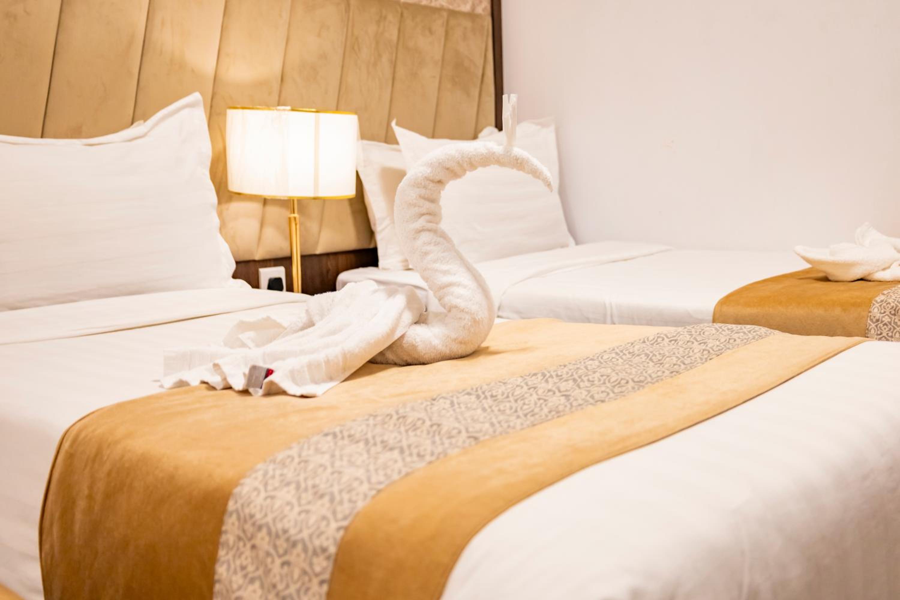 Standard Twin Room - Photo 19