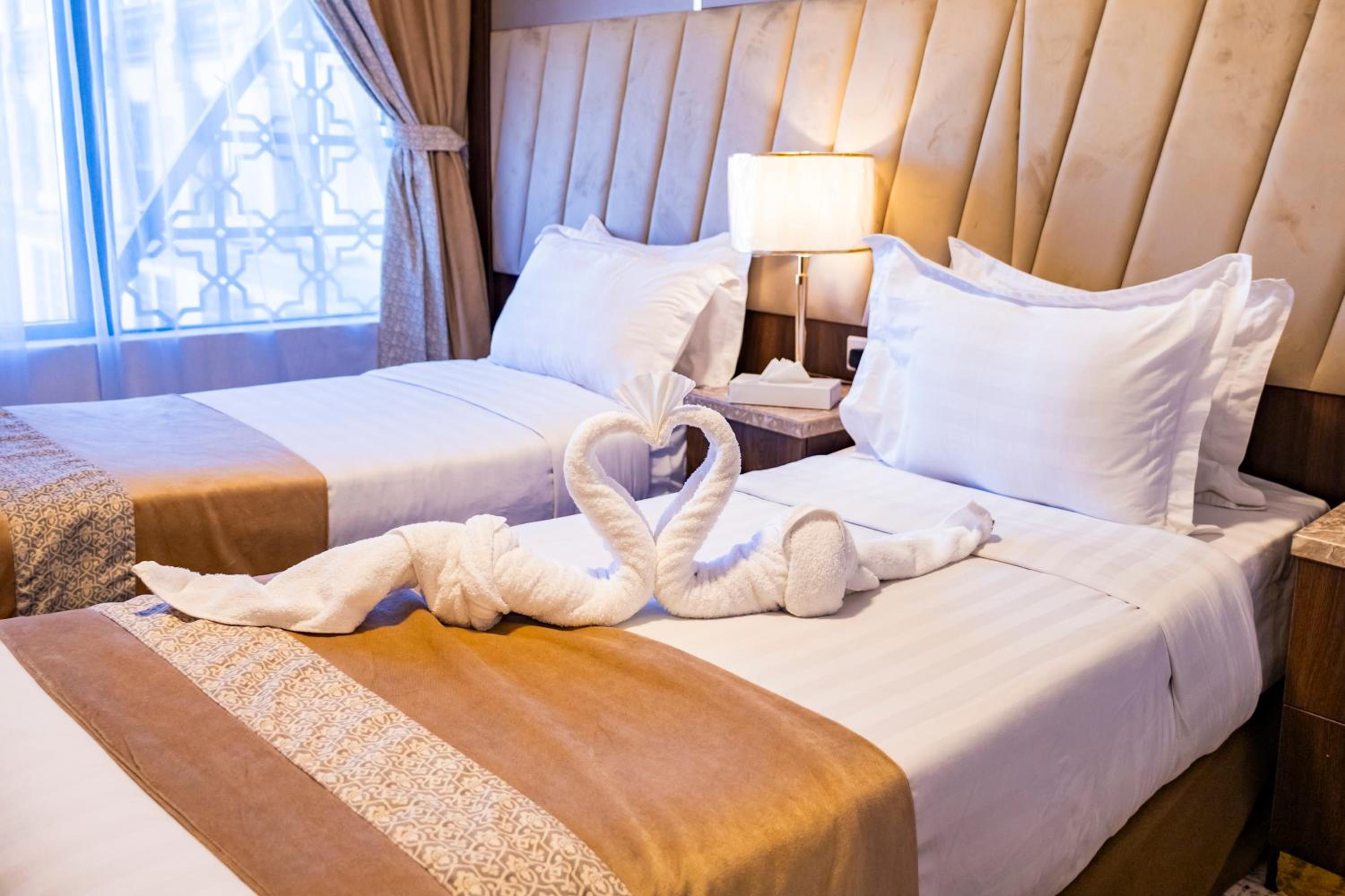Standard Twin Room - Photo 25