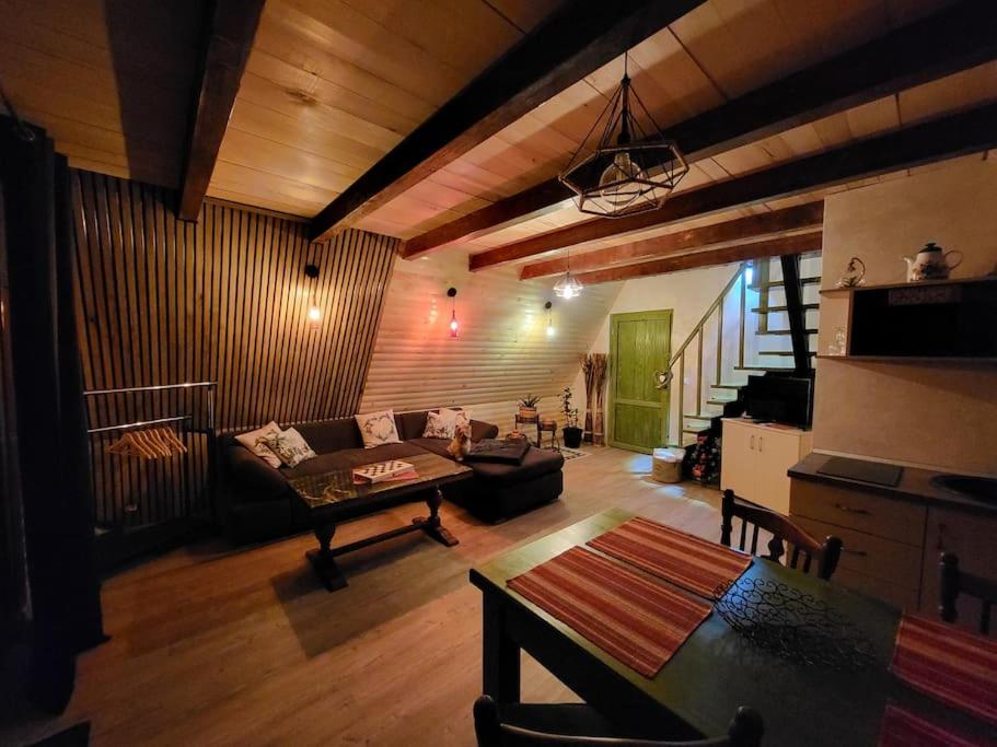One-Bedroom House photo 1
