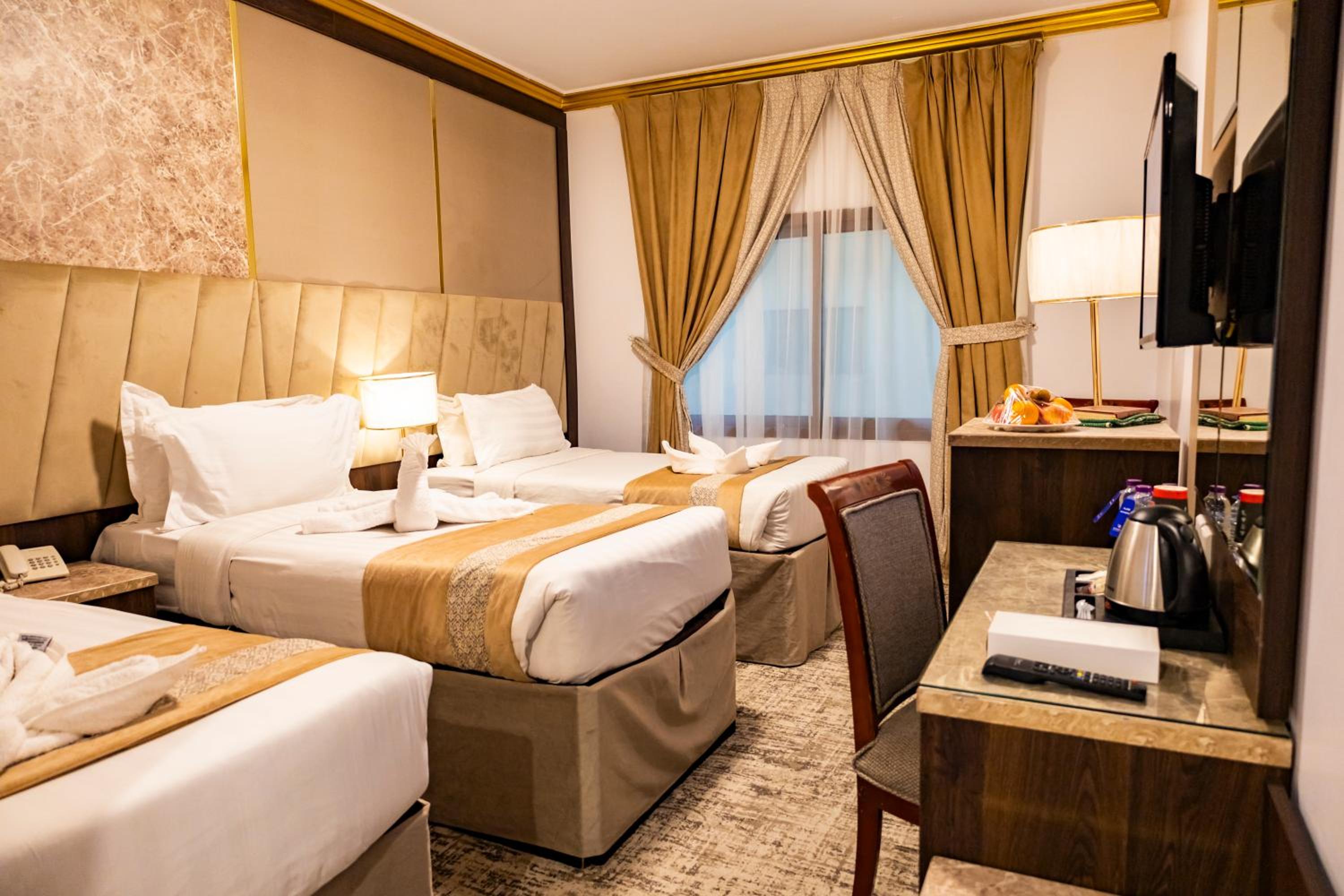 Standard Triple Room - Photo 29