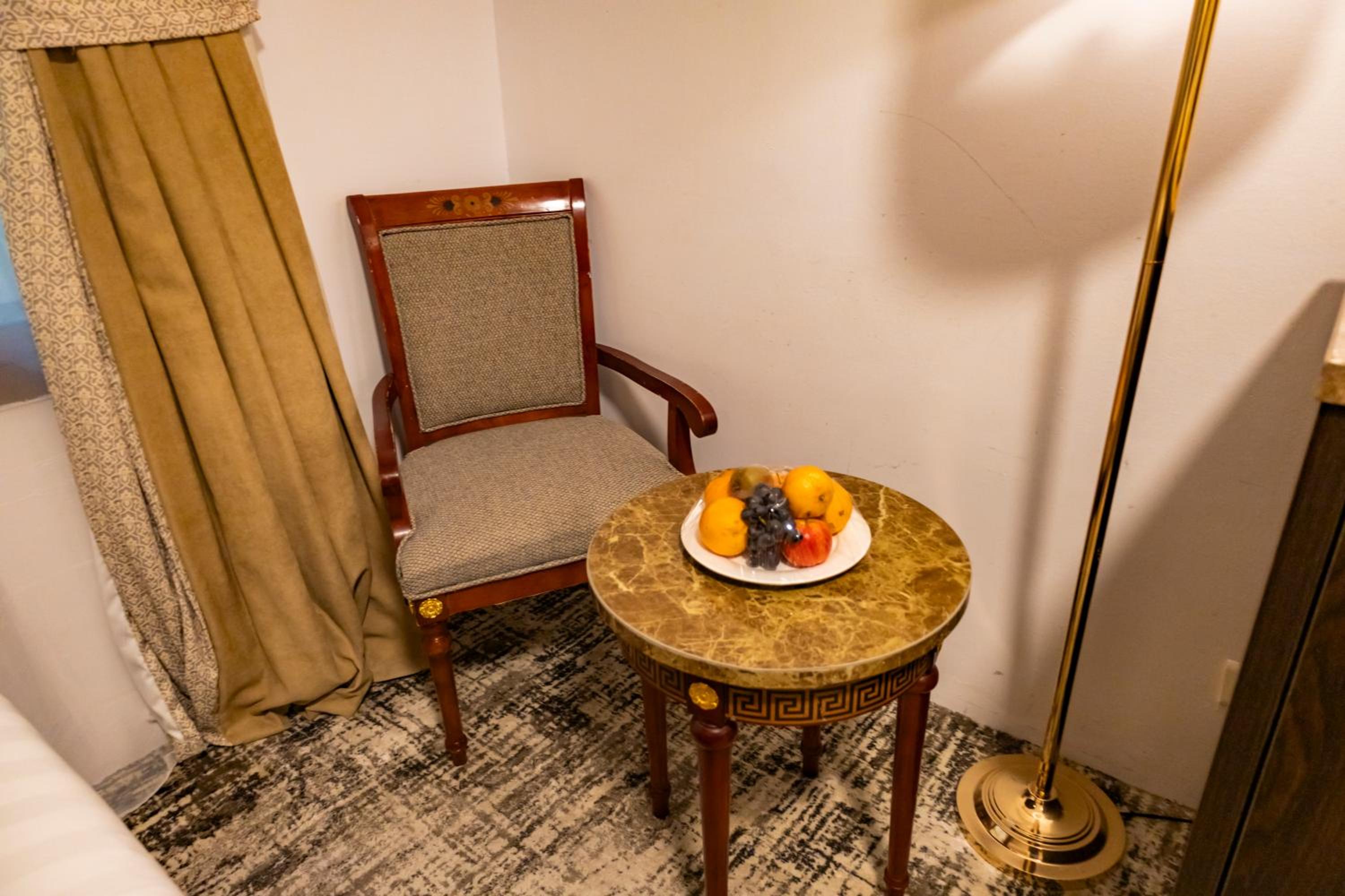 Standard Triple Room - Photo 27