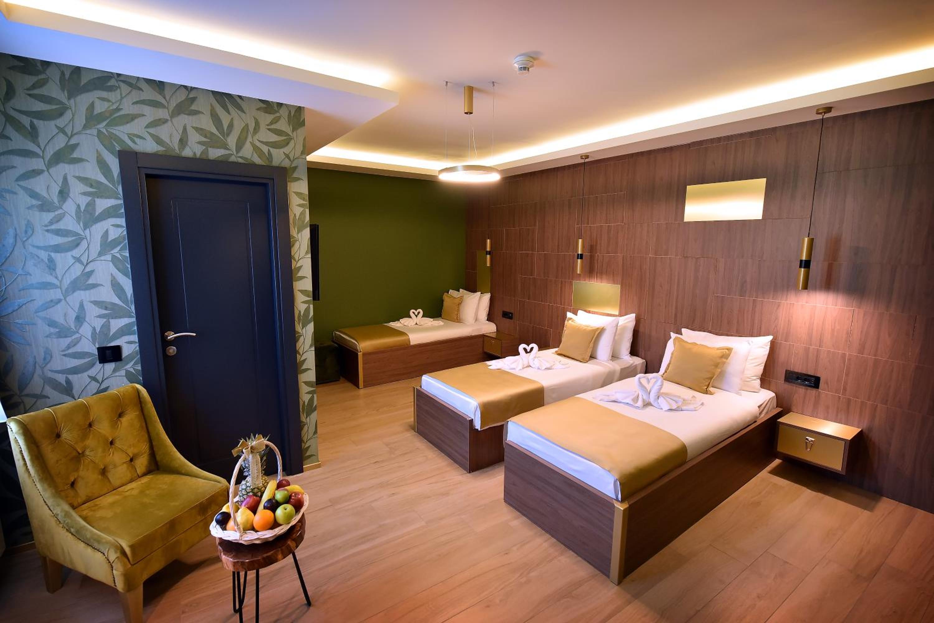 Superior Triple Room - Photo 6