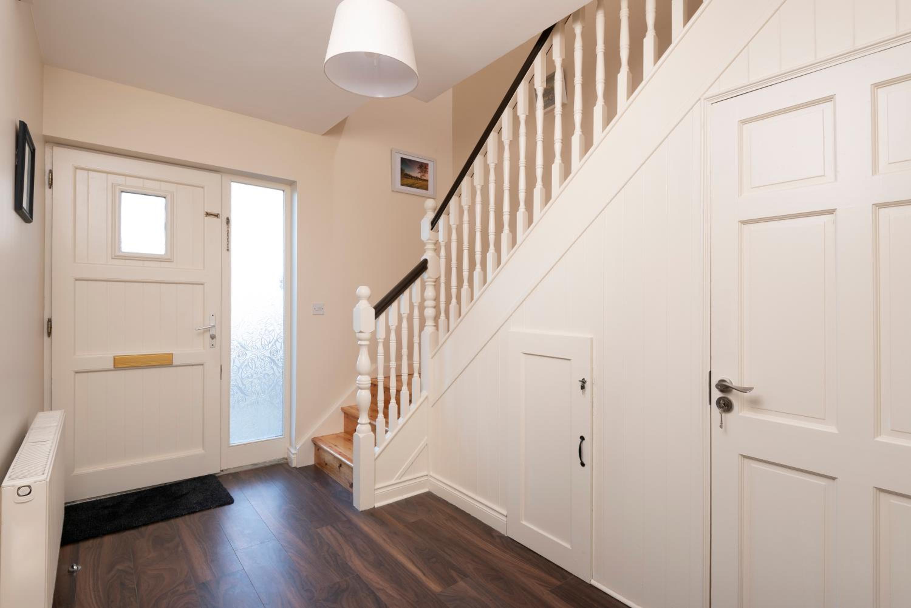 Three-Bedroom House photo 3