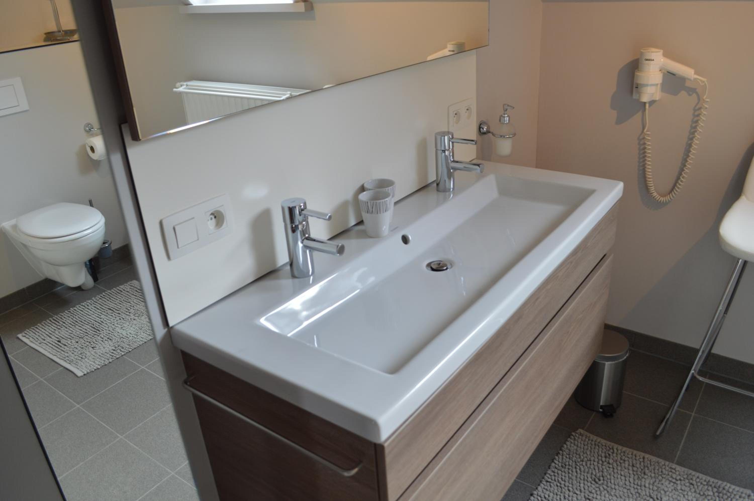 Double Room with Private Bathroom photo 3