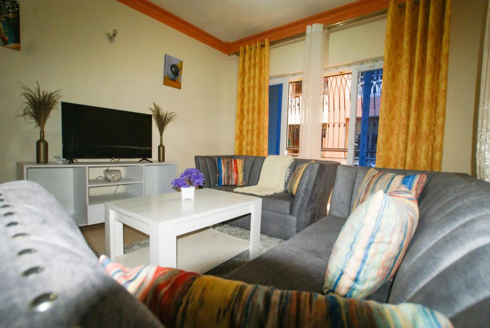 Three-Bedroom Apartment photo 2