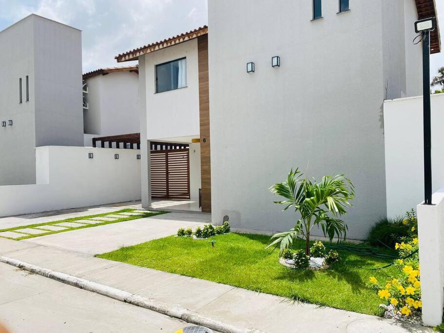 Four-Bedroom House photo 2