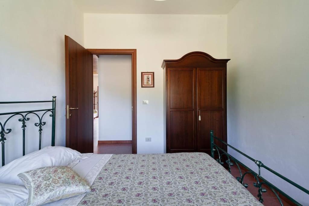 Two-Bedroom House photo 3