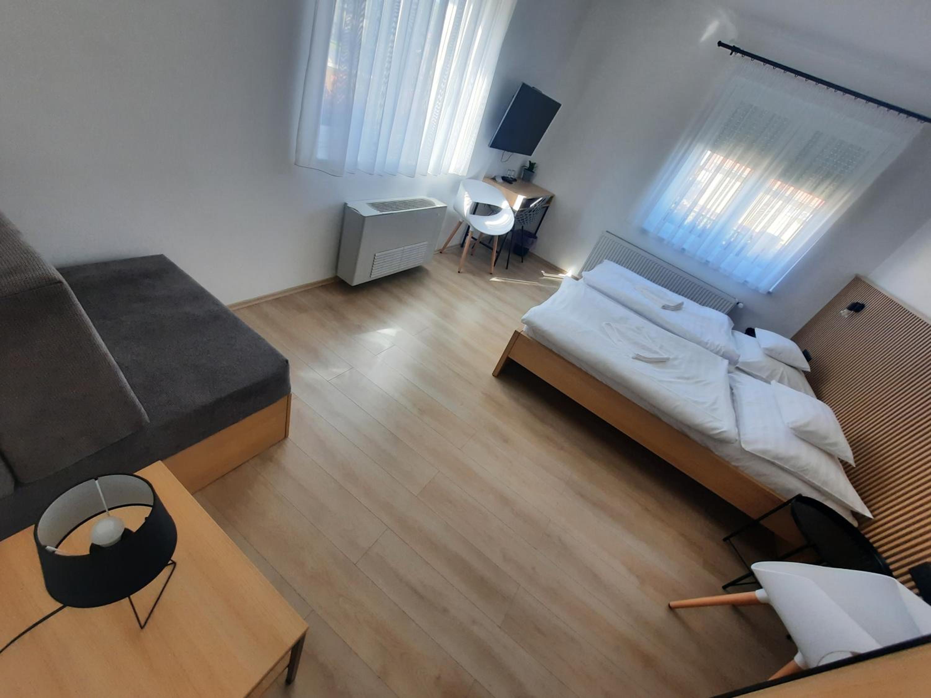 Family Room photo 1