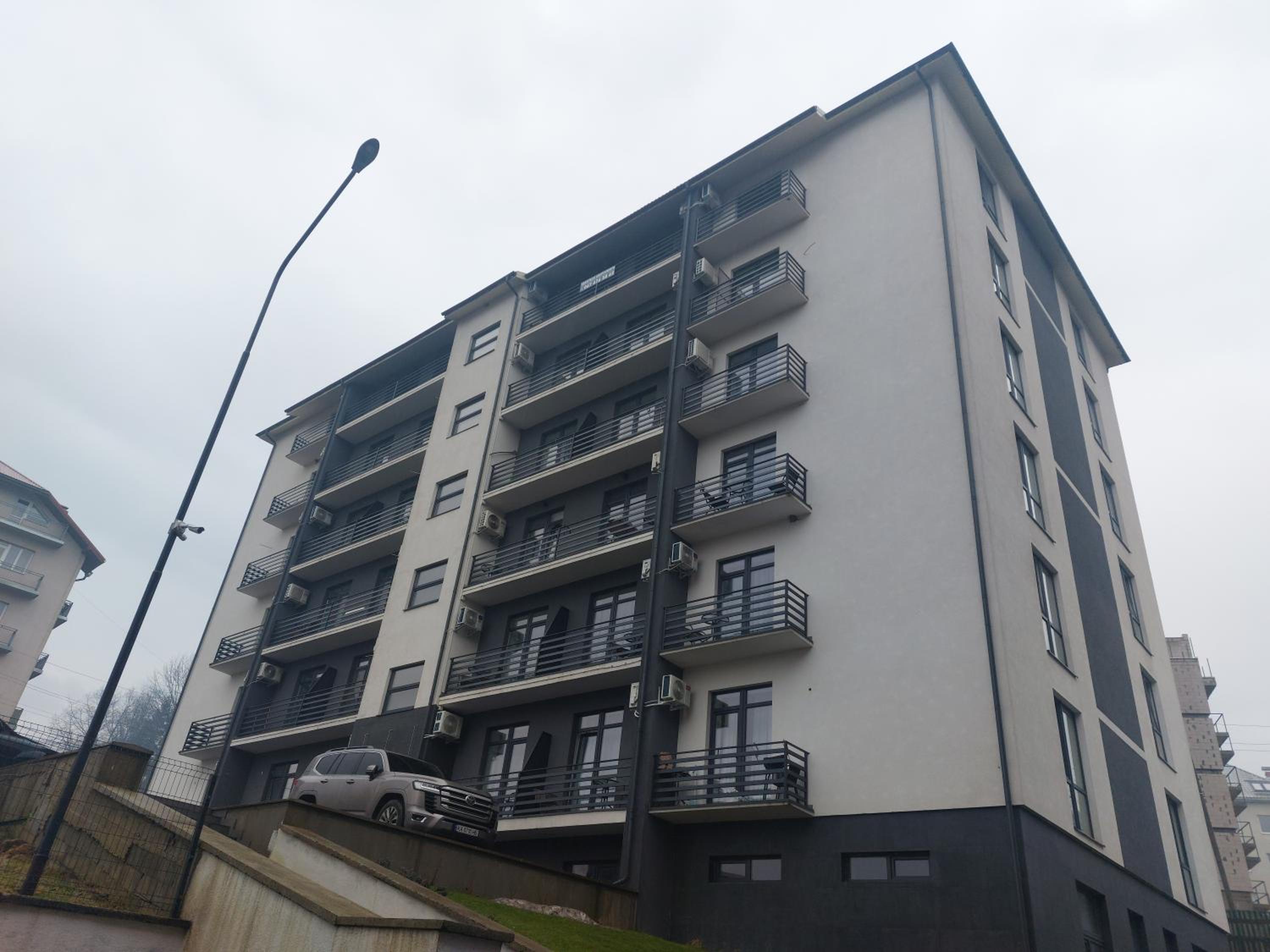 Deluxe Apartment
