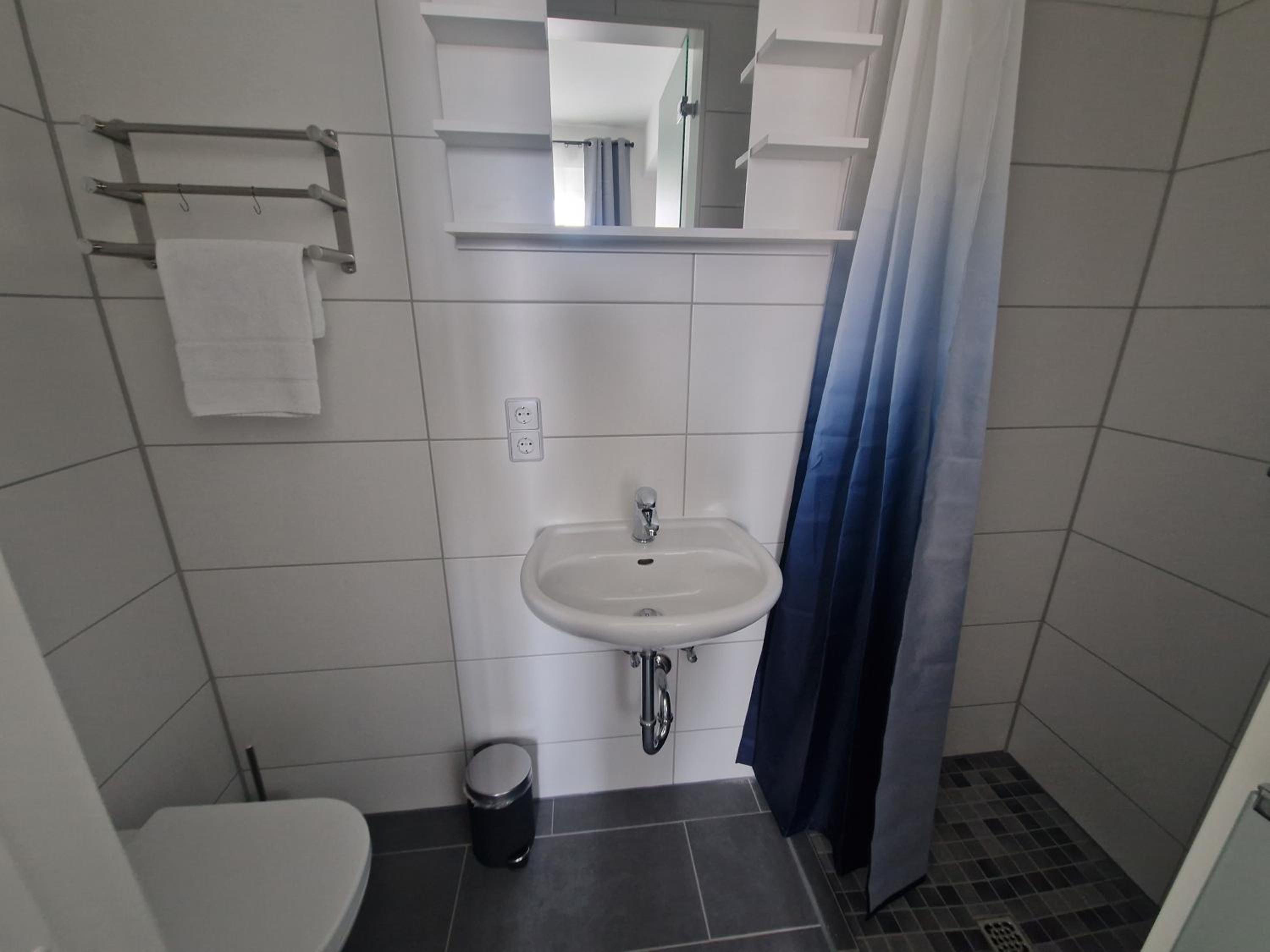 Double Room with Private Bathroom photo 2