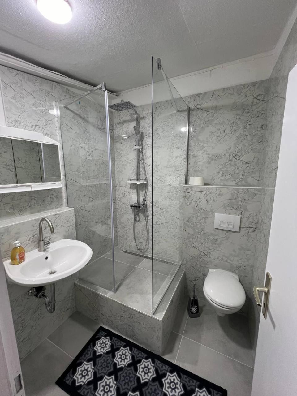 Quadruple Room with Bathroom photo 2