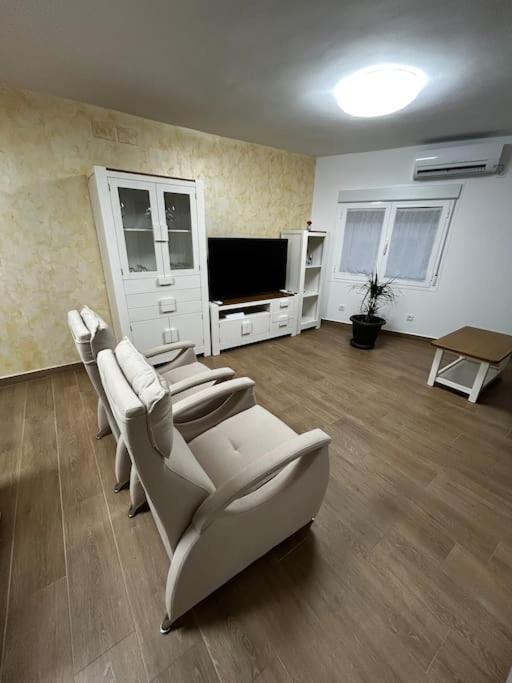 Two-Bedroom Apartment photo 2